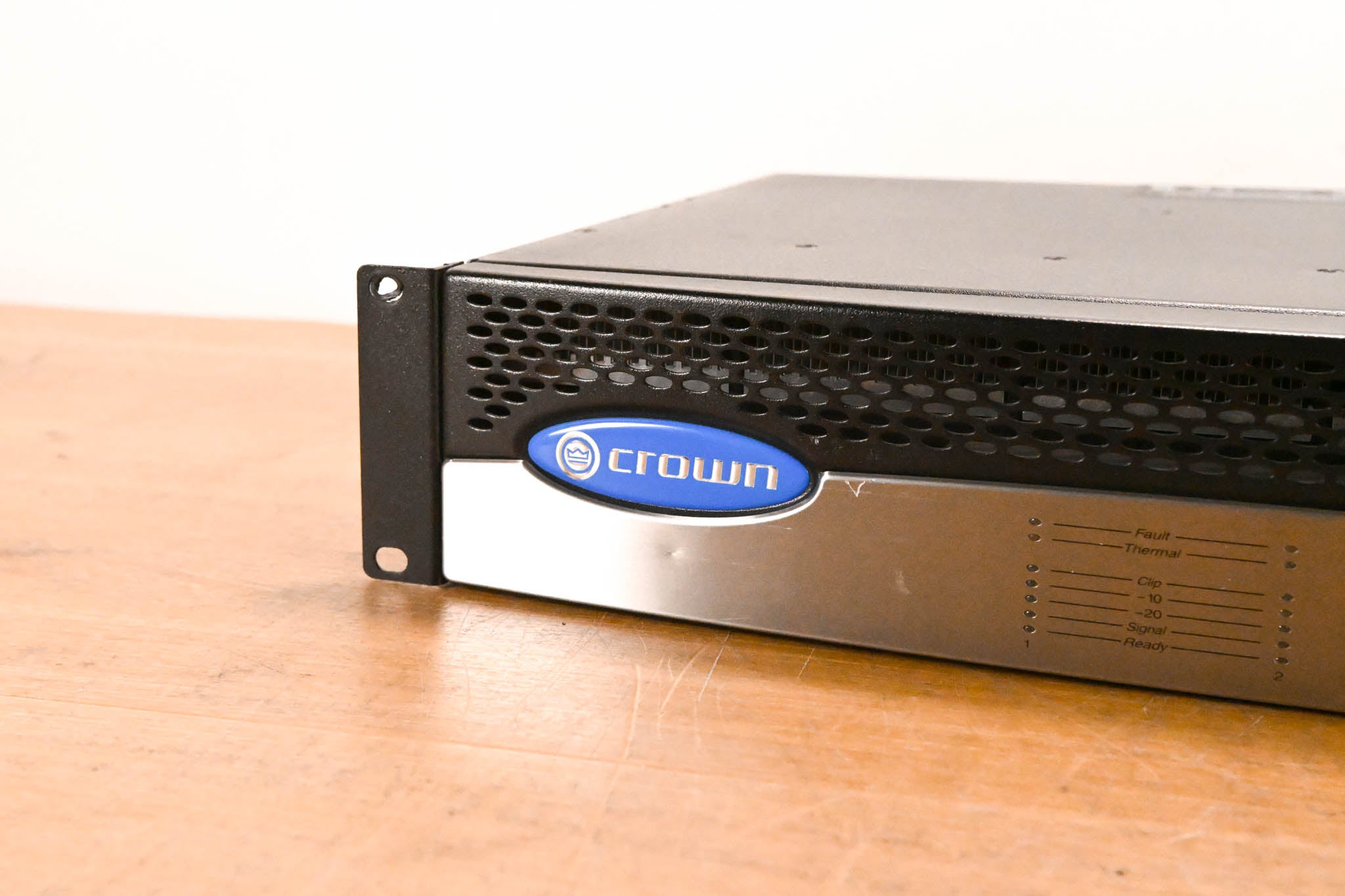 Crown CTs 3000 Two-Channel 1500W Power Amplifier
