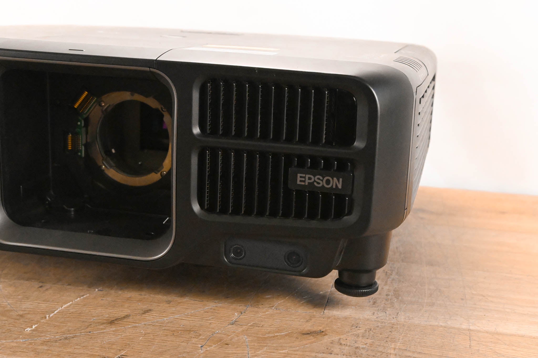 Epson Pro L1405U 8,000-Lumen Laser WUXGA 3LCD Projector