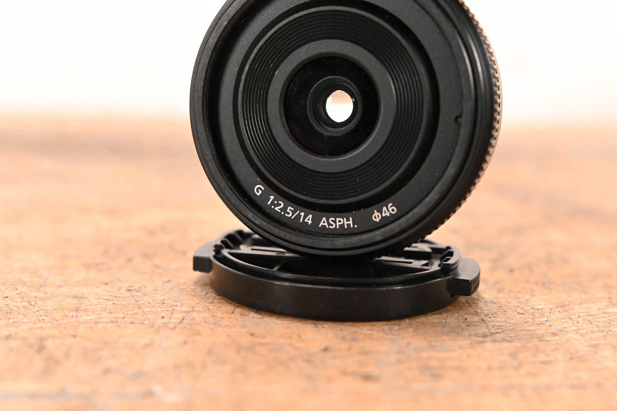 Panasonic H-H014A Lumix G 14mm/F2.5 ASPH Pancake Lens