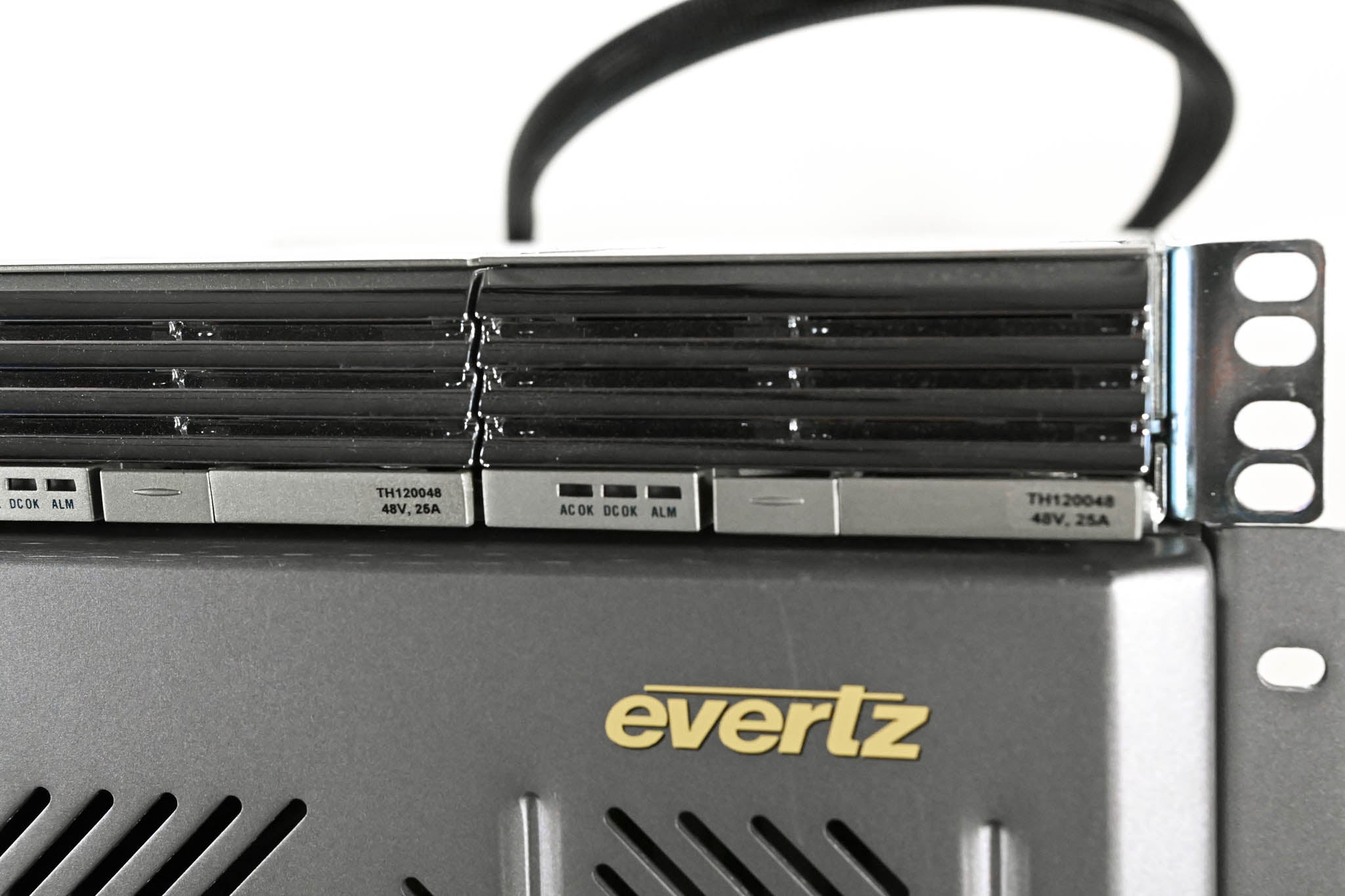 Evertz EQX10 Enterprise Hybrid Video/Audio/IP Router