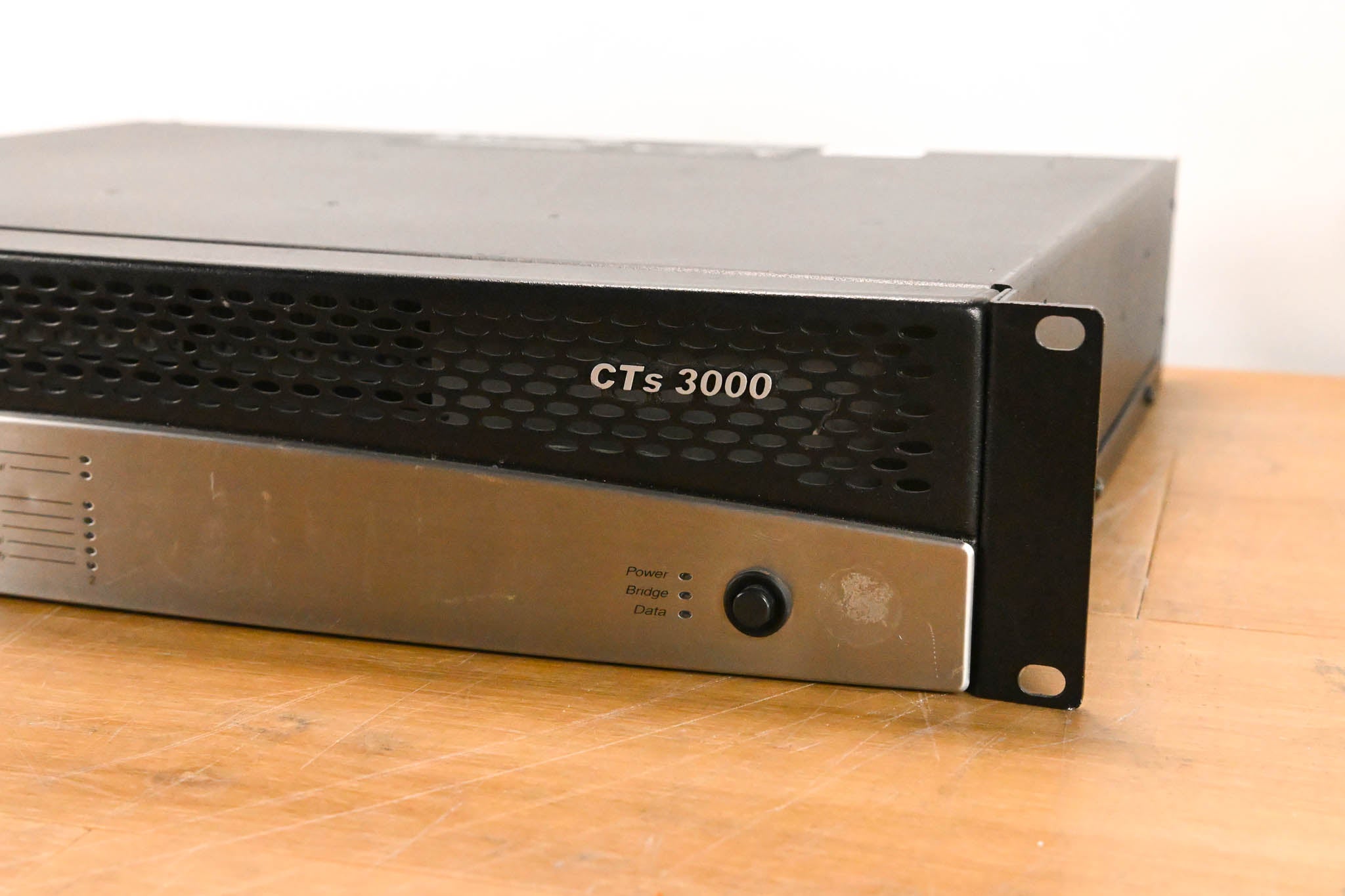 Crown CTs 3000 Two-Channel 1500W Power Amplifier