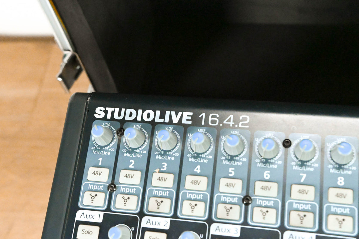 PreSonus StudioLive 16.4.2 16-Channel Digital Audio Mixer w/ Road Case
