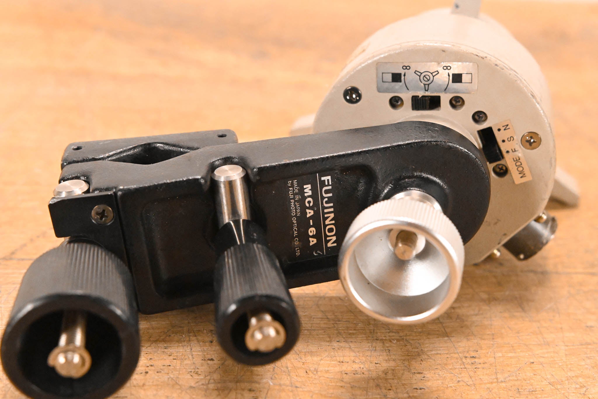 Fujinon EPD-12B with MCA-6A Clamp