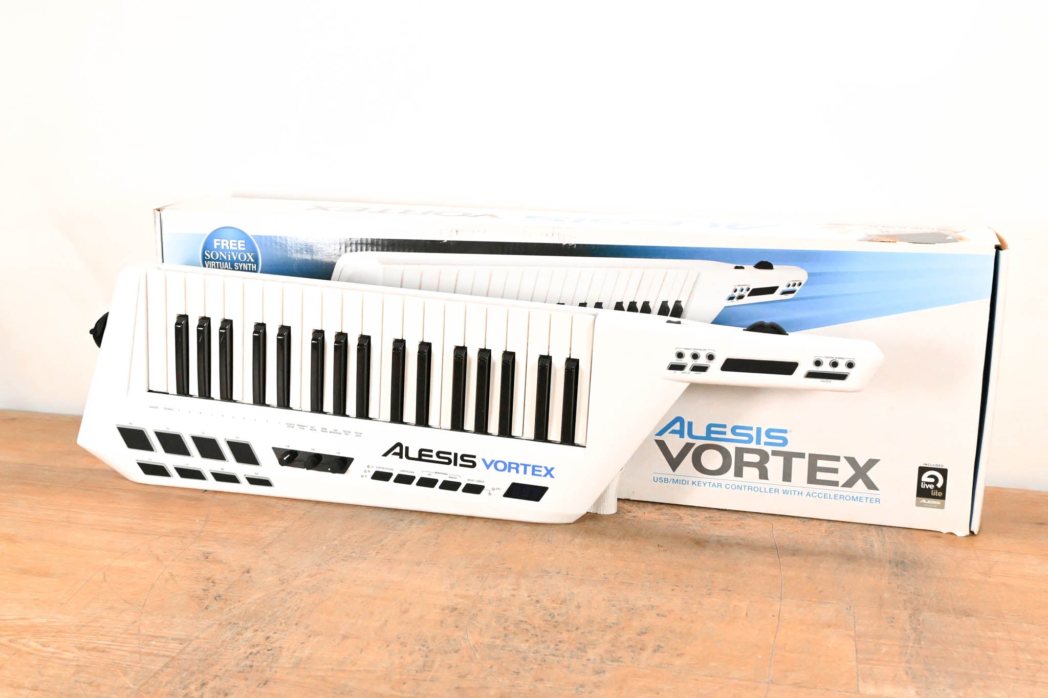 Alesis Vortex USB/MIDI Keytar Controller (NO POWER SUPPLY)