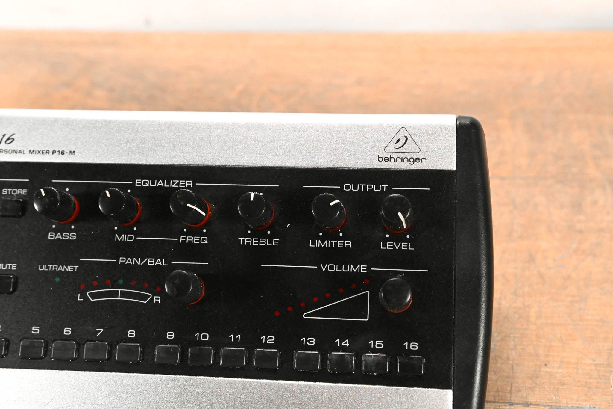 Behringer Powerplay P16-M 16-Channel Digital Personal Mixer