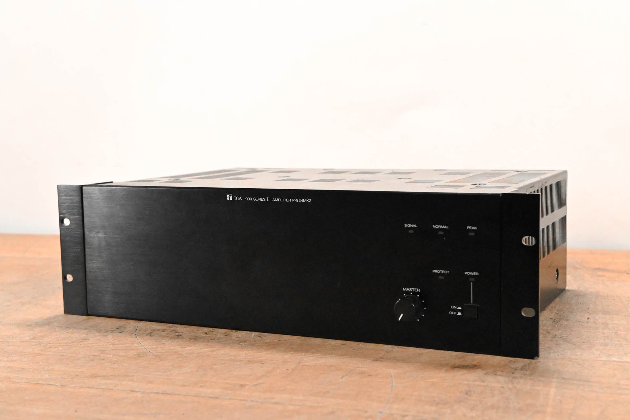 TOA P-924MK2 240W Single-Channel Modular Power Amplifier