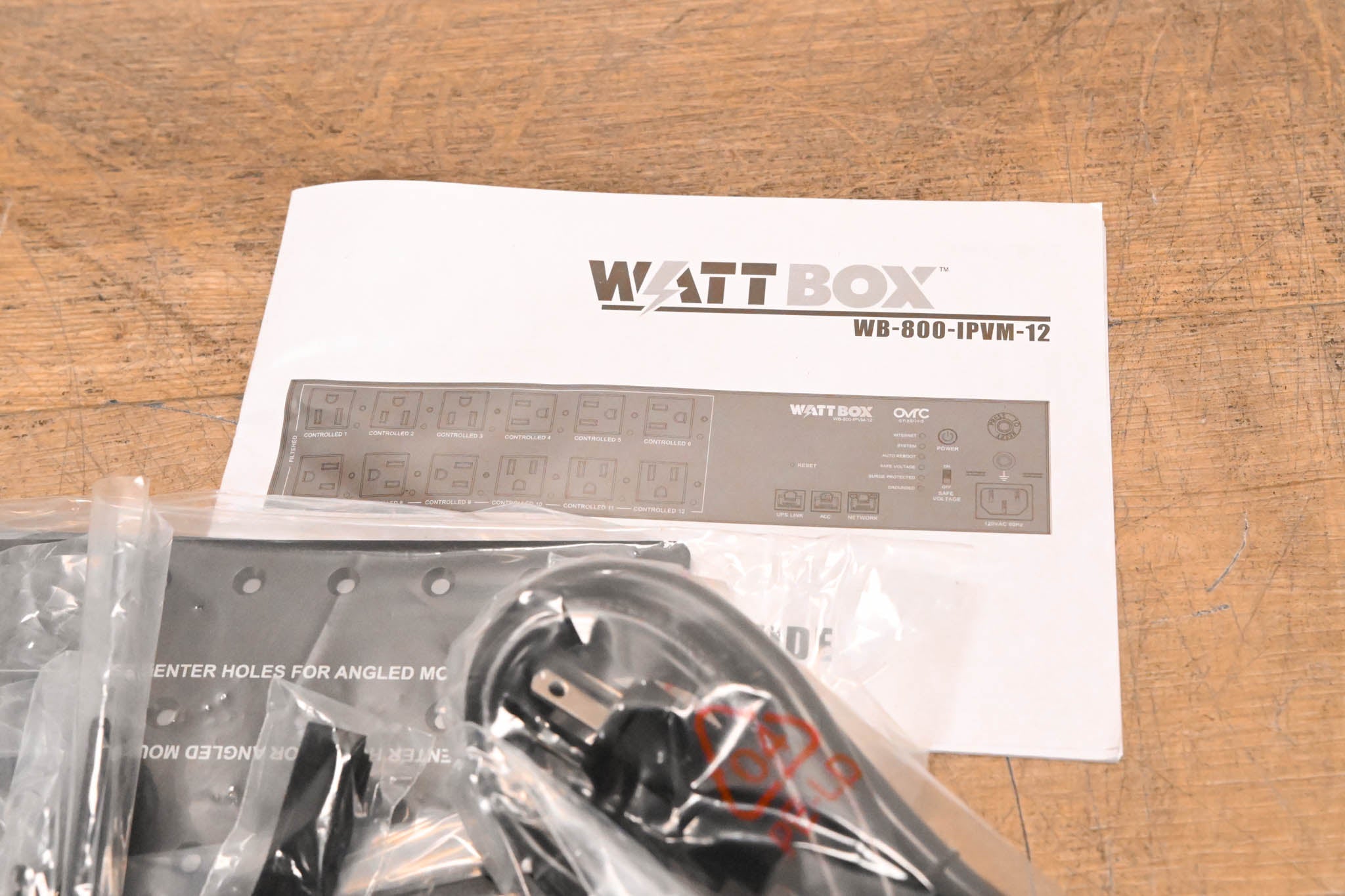 WattBox WB-800-IPVM-12 Rackmount IP Power Conditioner (12 Outlets)