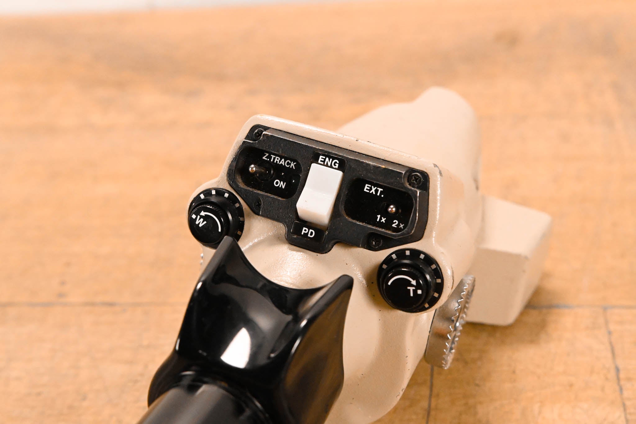 Canon ZDJ-L02 Zoom Demand