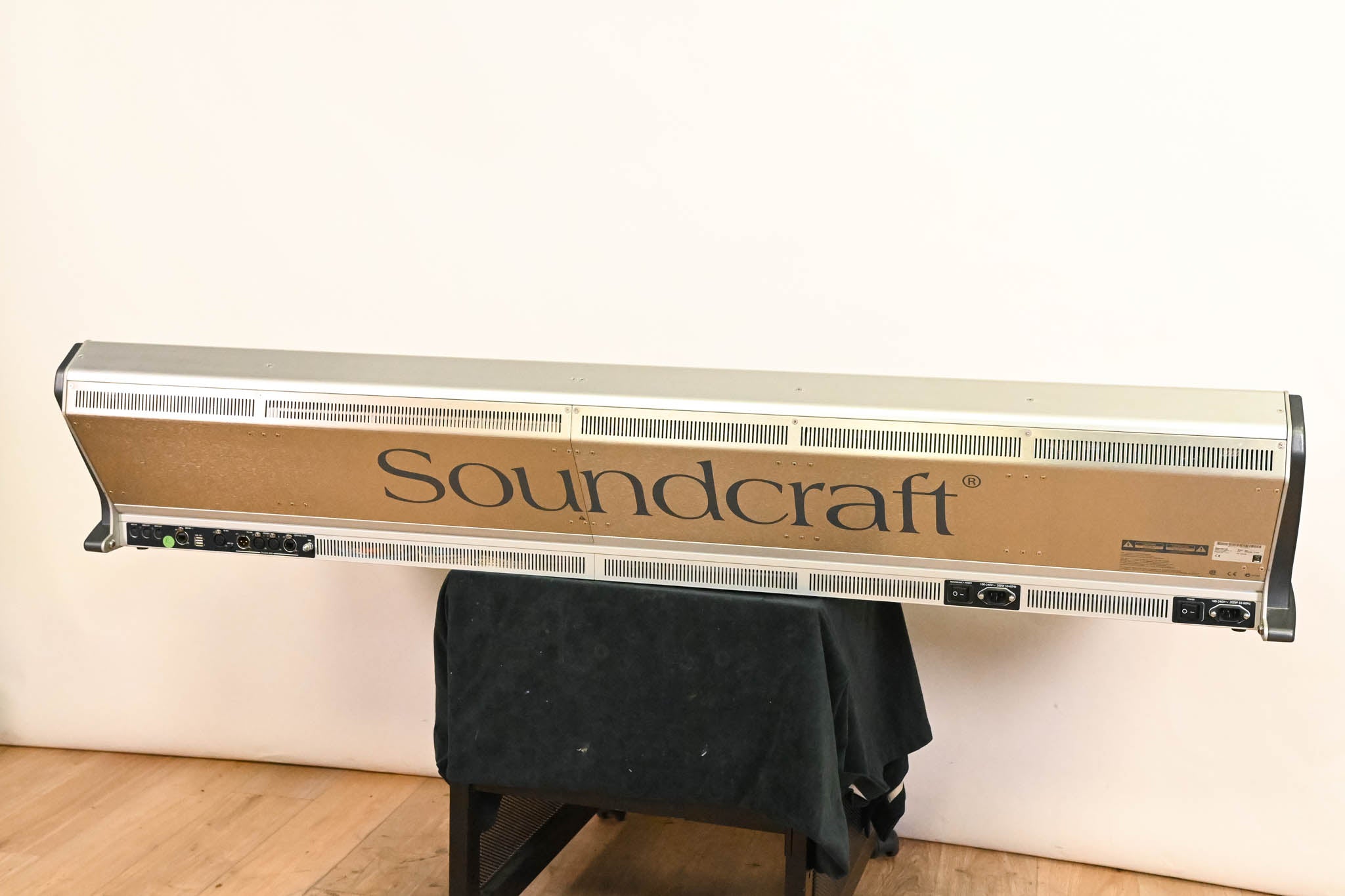 Soundcraft Vi6 Digital Console Surface