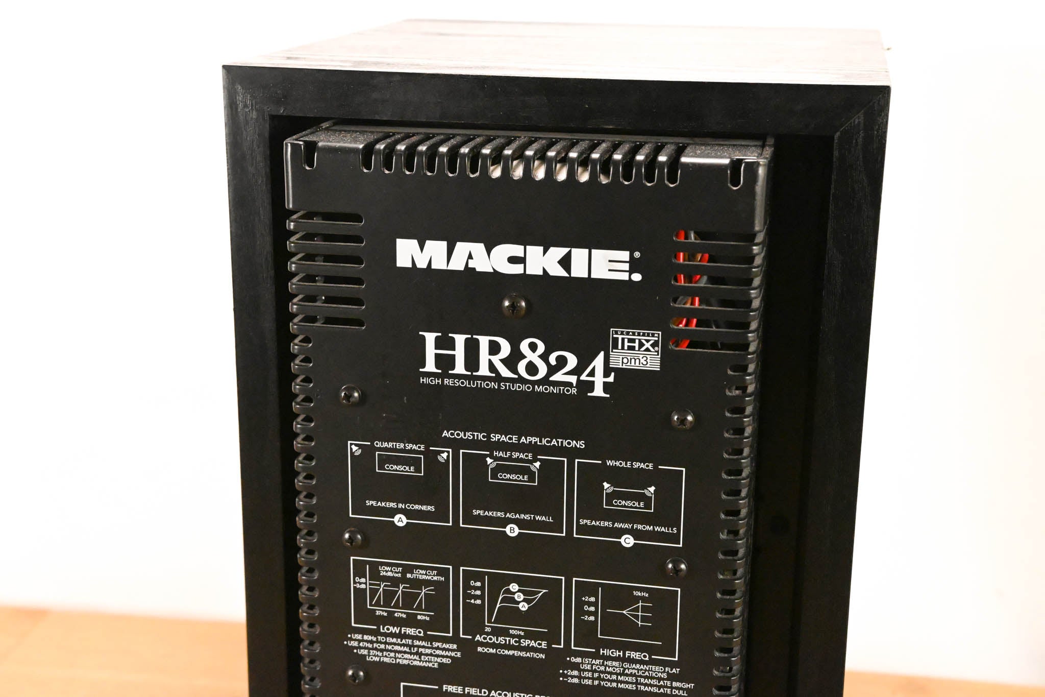 Mackie HR824 8.75-inch Active Studio Monitor