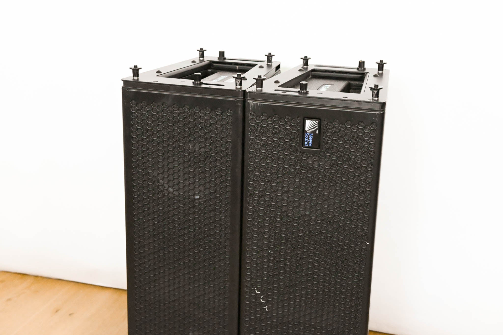 Meyer Sound M'elodie High-Power Curvilinear Array Loudspeaker (PAIR)
