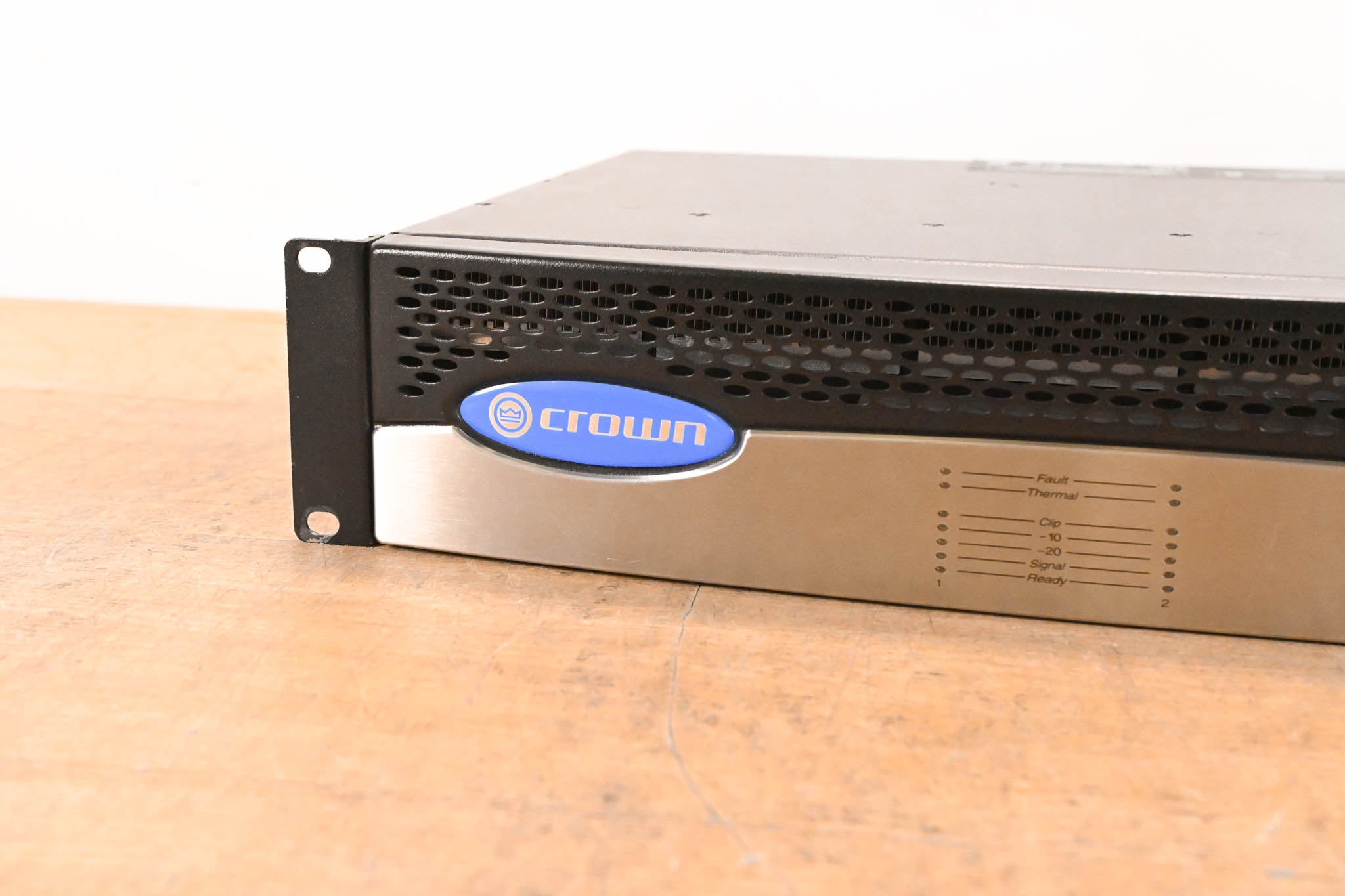Crown CTs 2000 2-Channel 1000W Power Amplifier