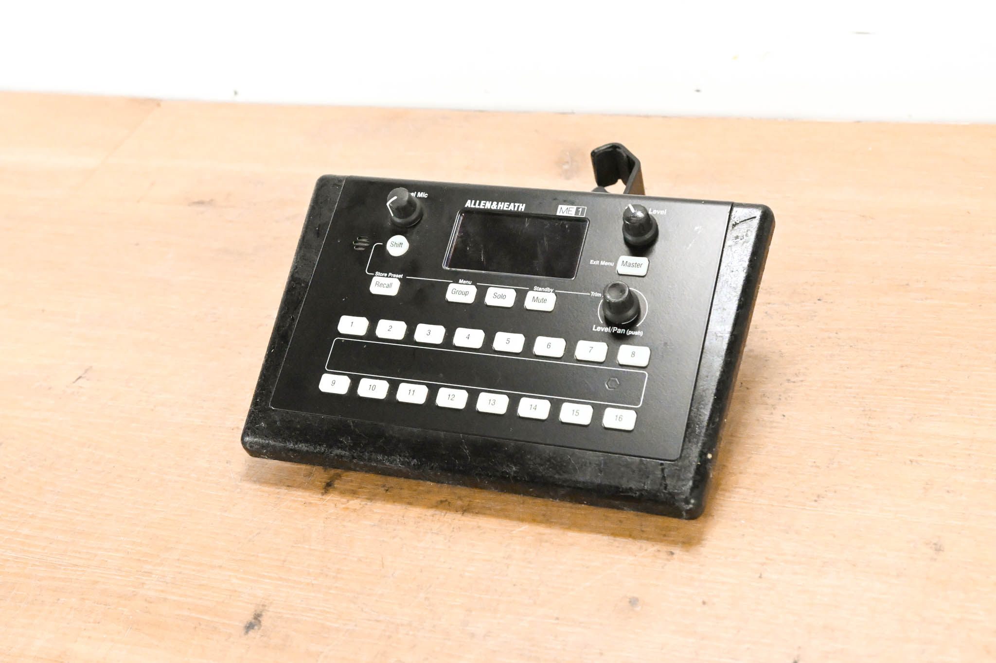 Allen & Heath ME-1 Personal Monitor Mixer