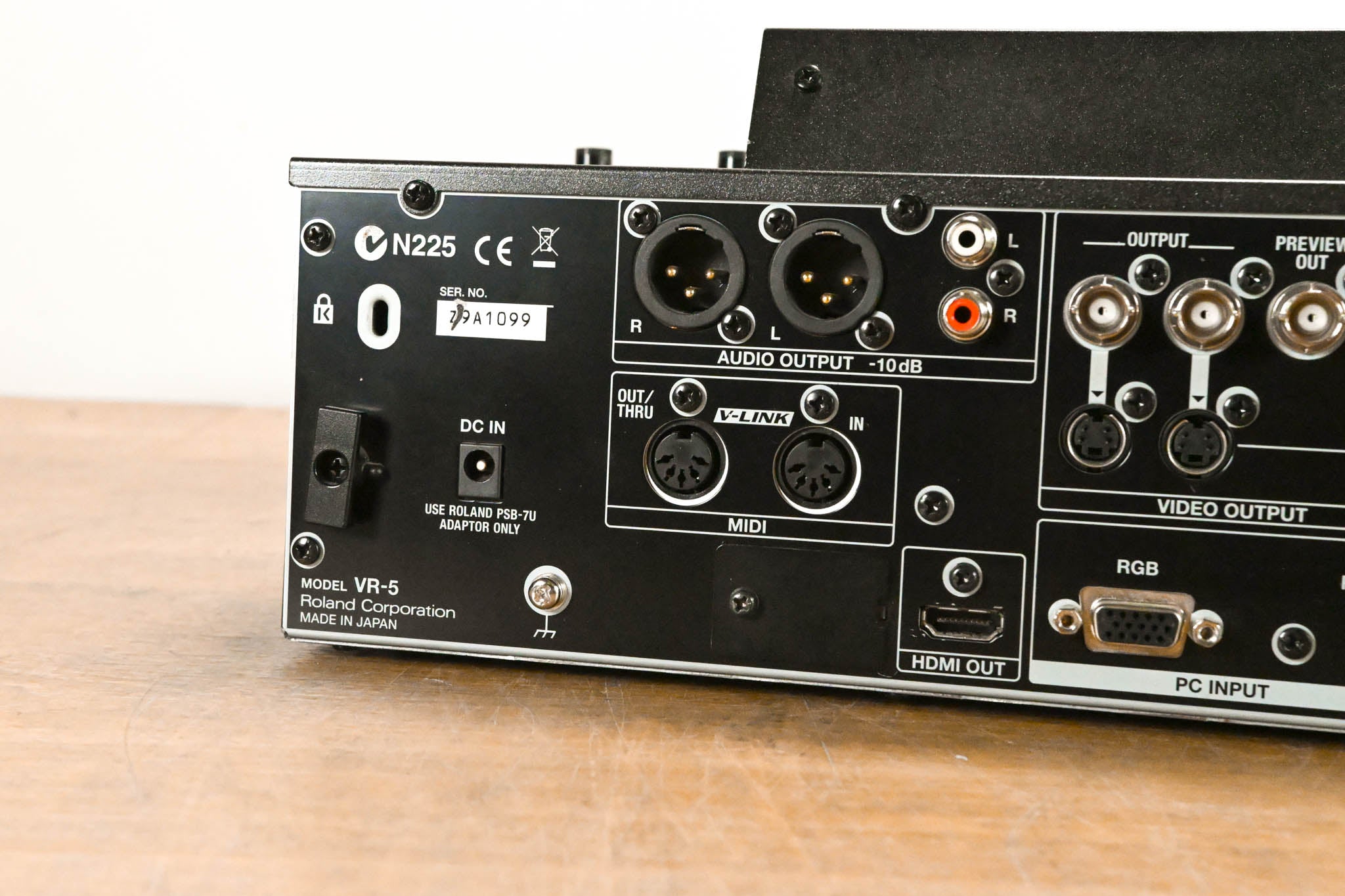 Roland VR-5 AV Mixer & Recorder (NO POWER SUPPLY)