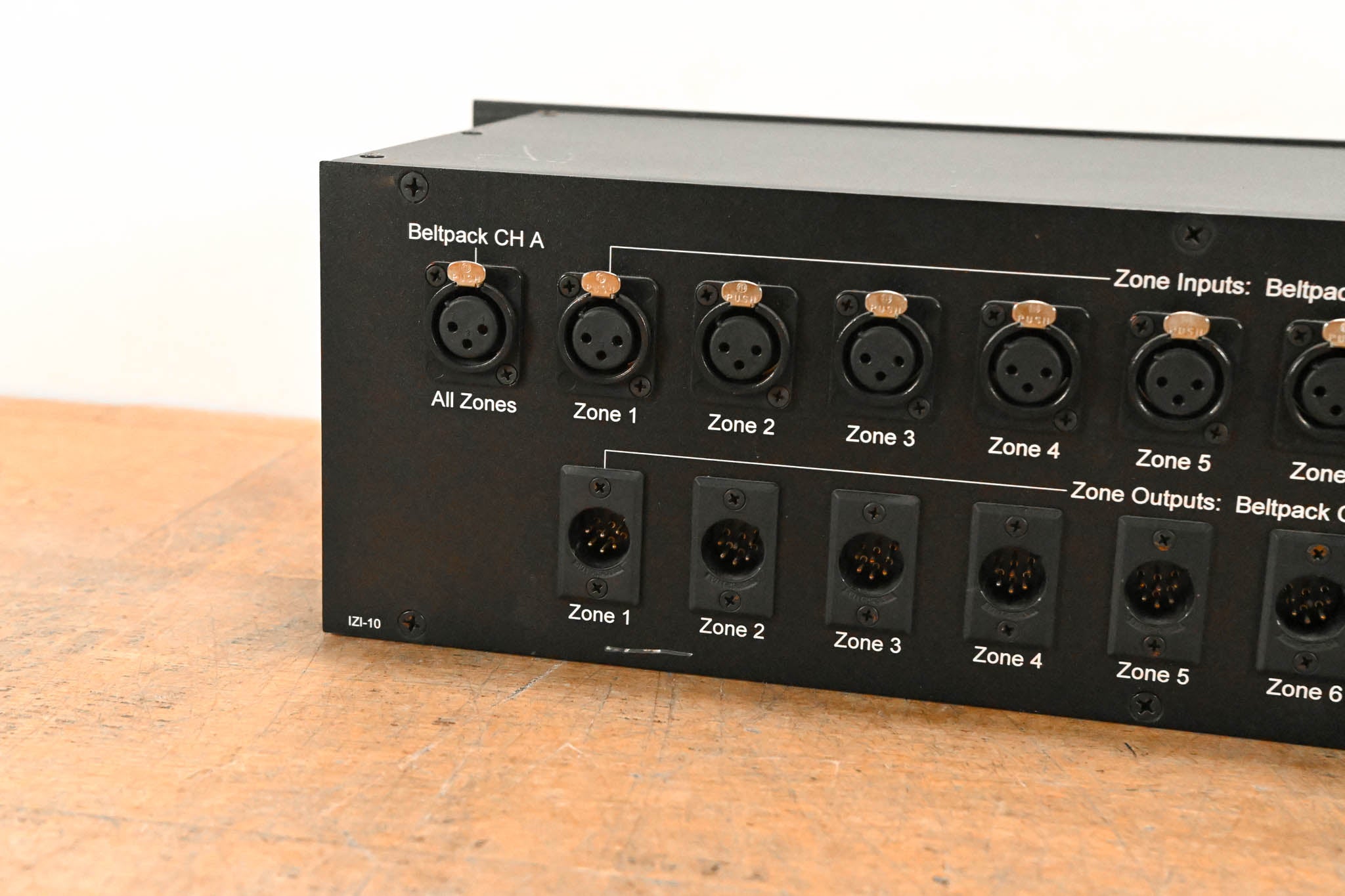 Intercom IZI-10 Intercom Zone Interface