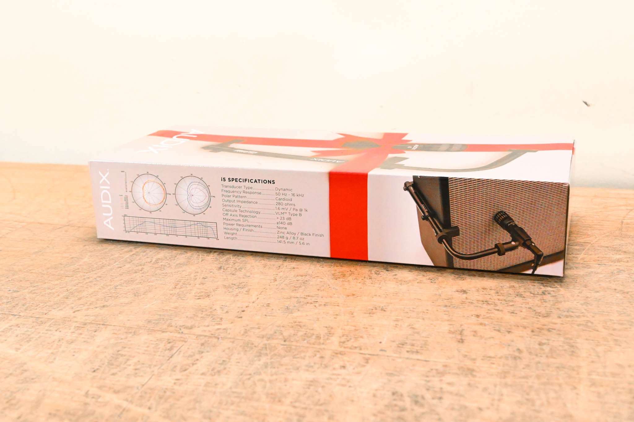 Audix i5 Cardioid Dynamic Instrument Microphone w/ CabGrabber Mic Clamp