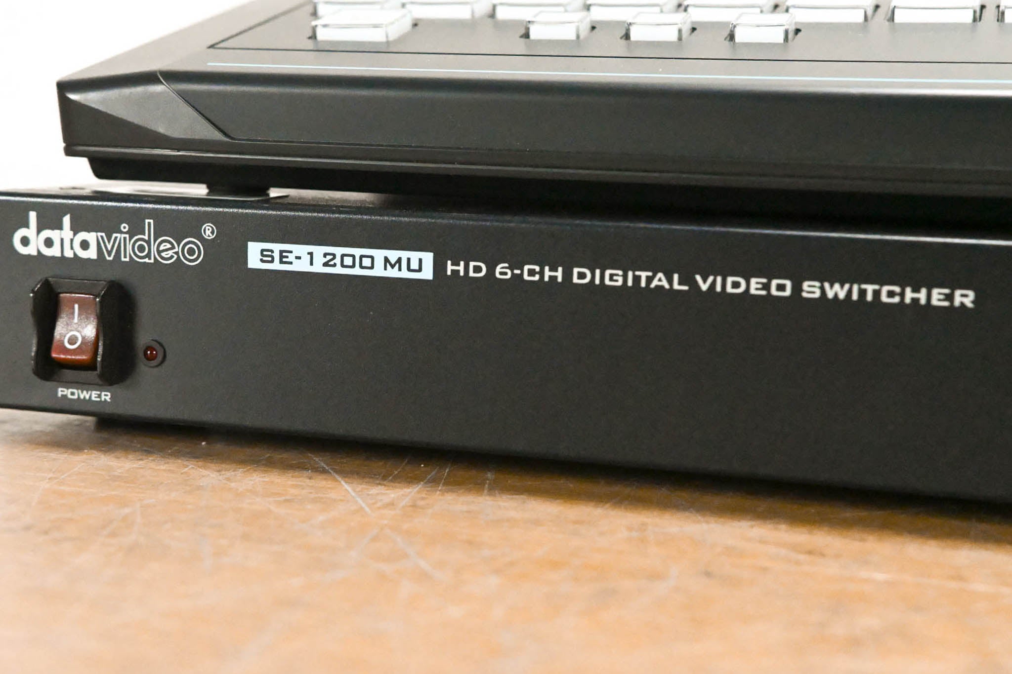 Datavideo SE-1200MU 6-Input Switcher with RMC-260 Controller (NO PSU)