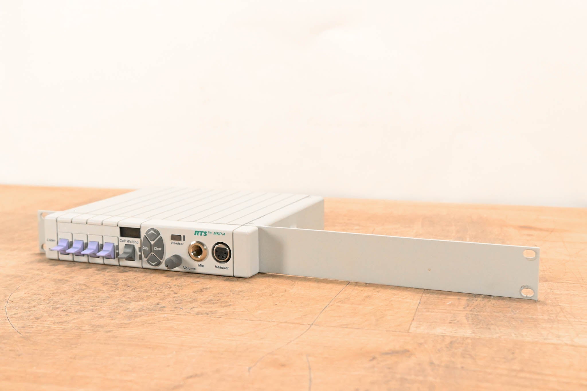 RTS MKP-4 4-Position Rackmount/Desktop Keypanel  - 4 pin