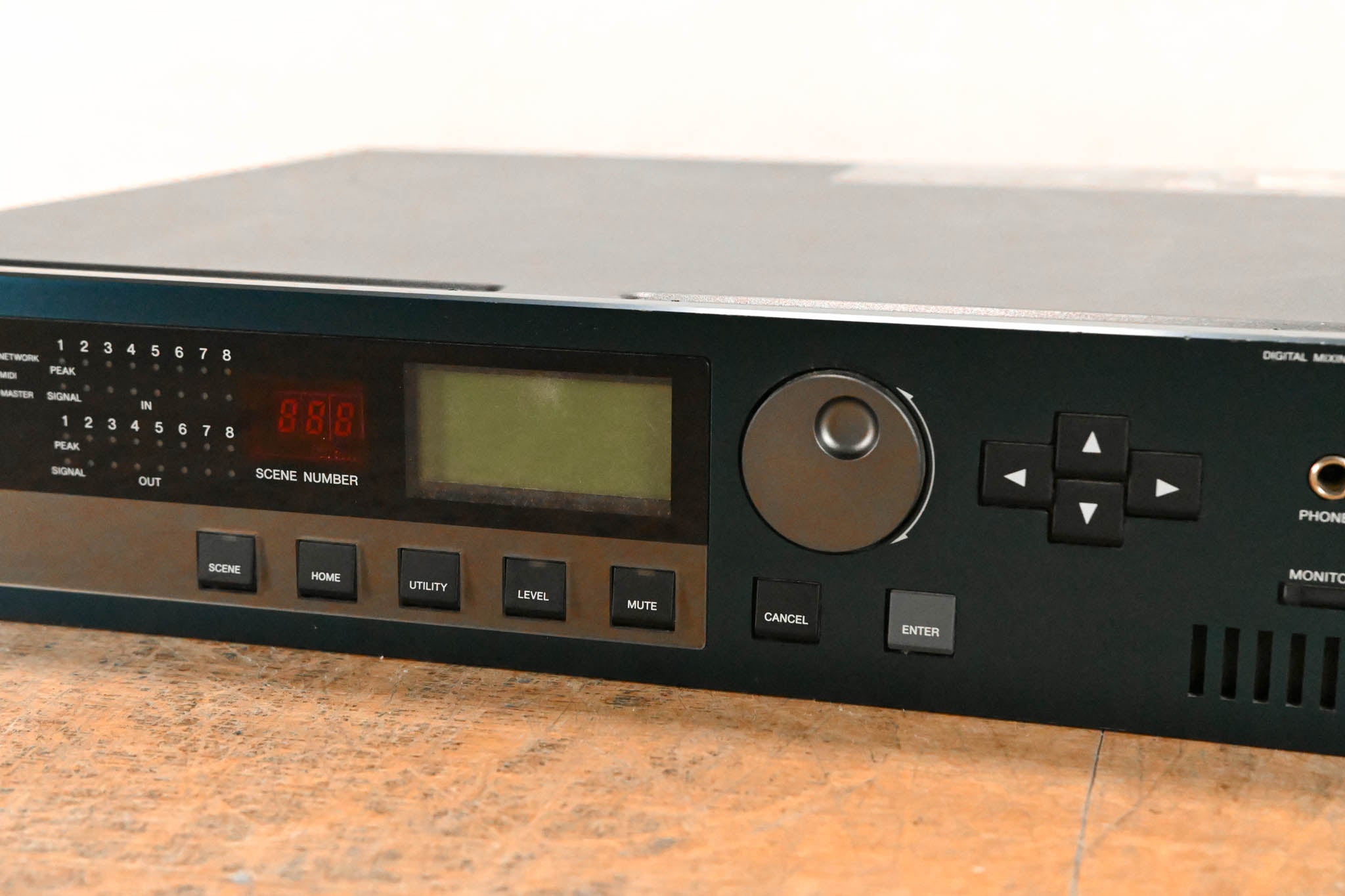 Yamaha DME24N Digital Mixing Engine