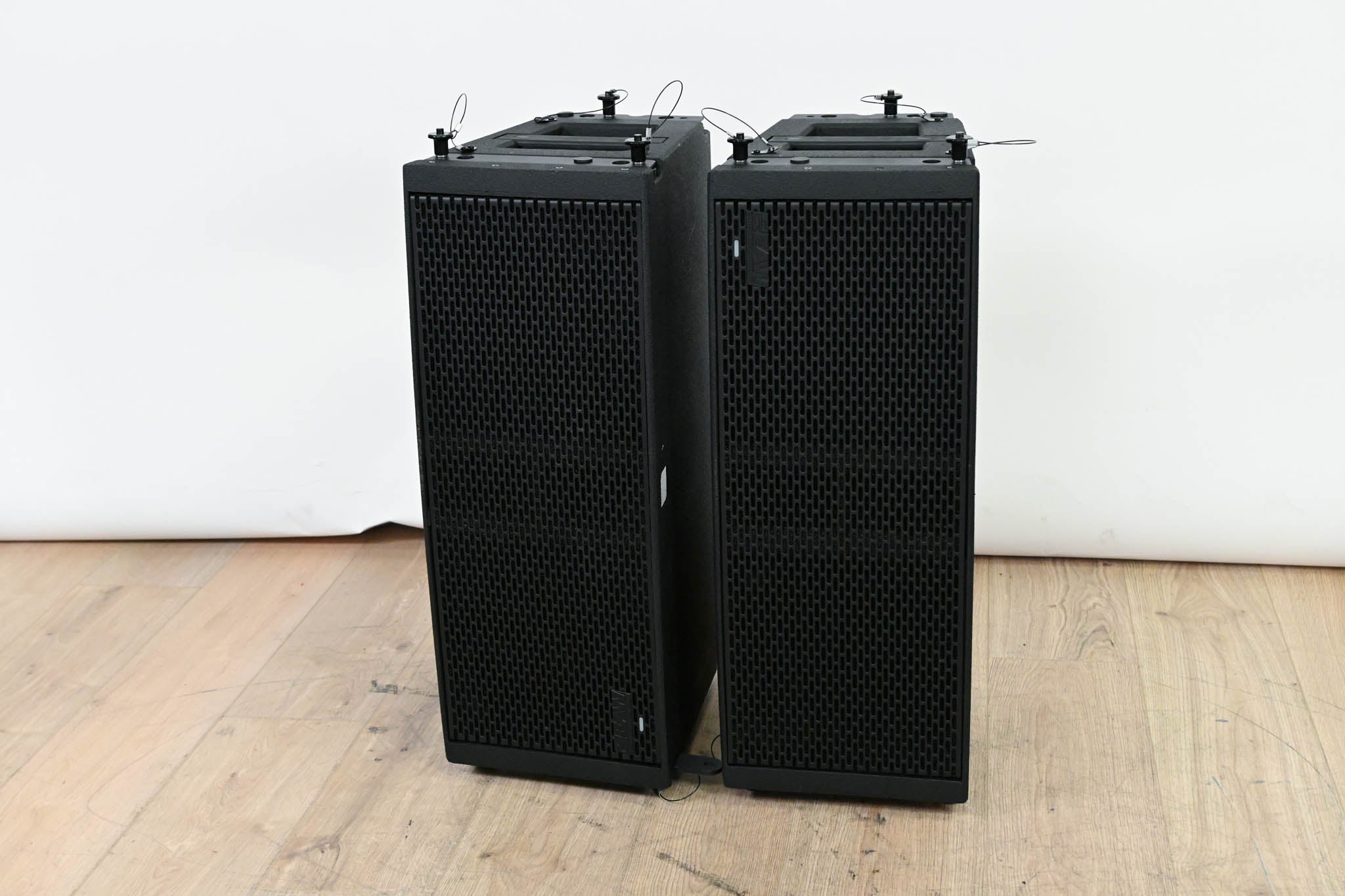 EAW RSX208L RADIUS 3-Way Self-Powered Loudspeaker (PAIR)