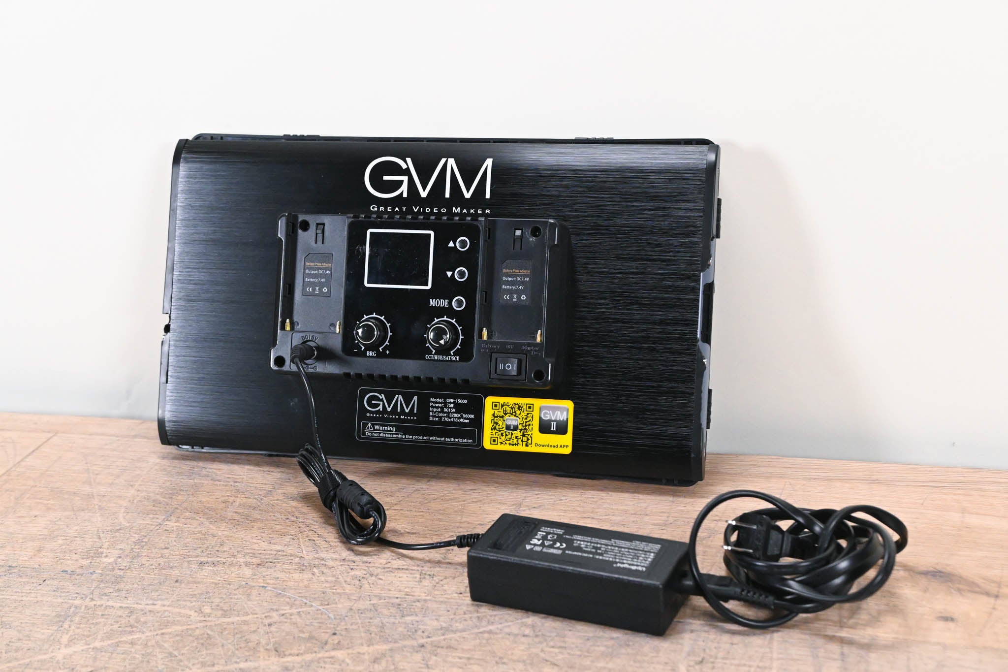 Great Video Maker GVM-1500D 75W Bi-Color and RGB Video Panel Light