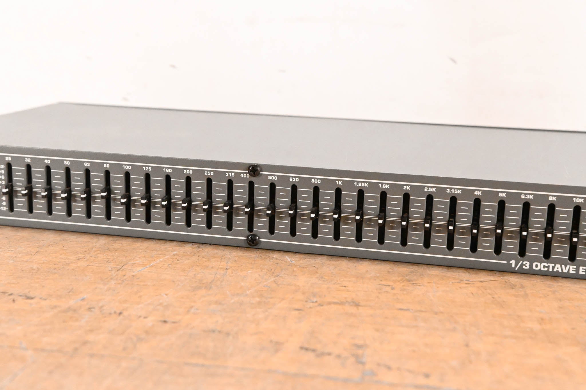 Crest Audio CPQ-1131 31-Band Graphic Equalizer