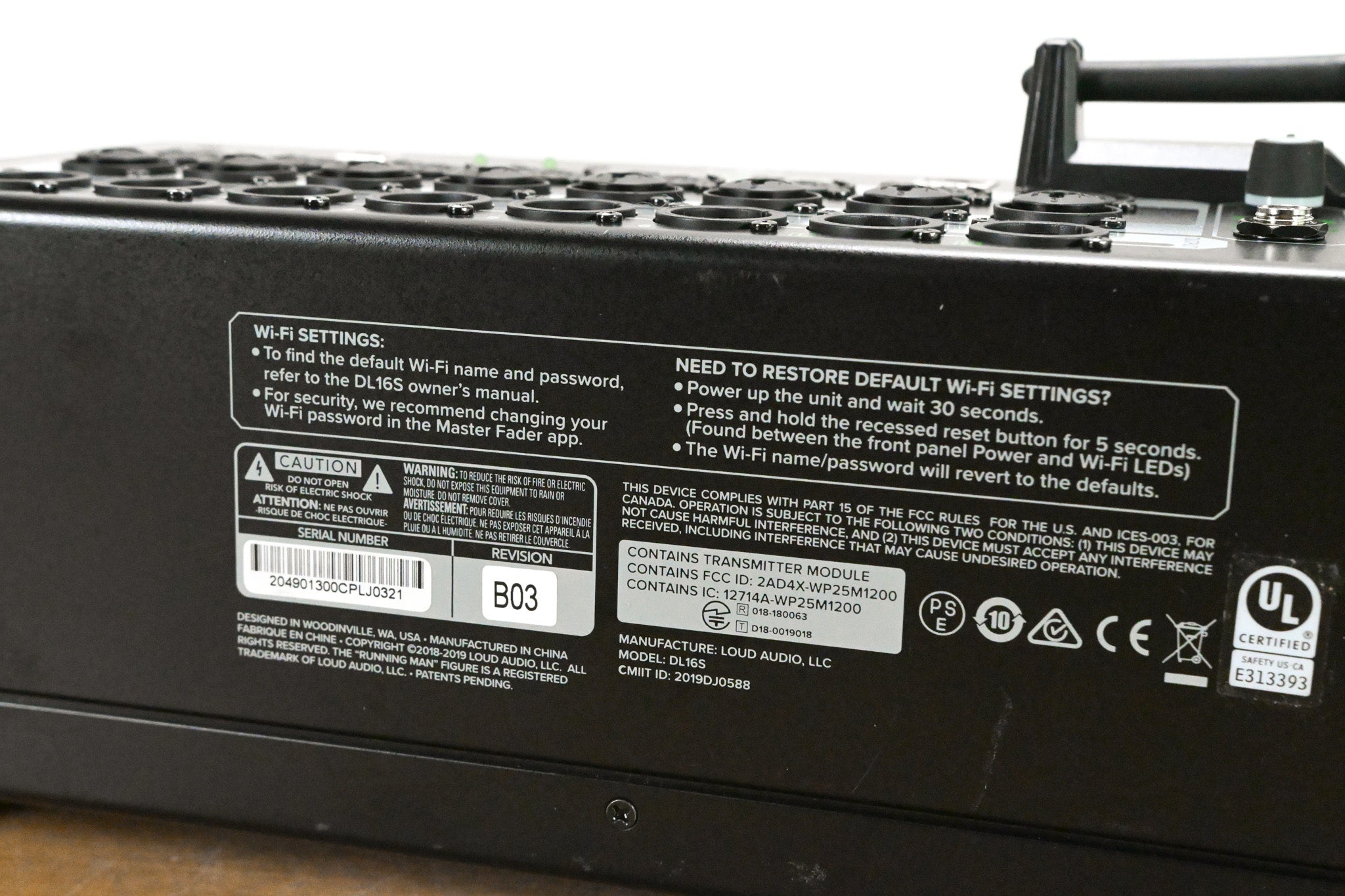 Mackie DL16S 16-Channel Rackmount Digital Mixer