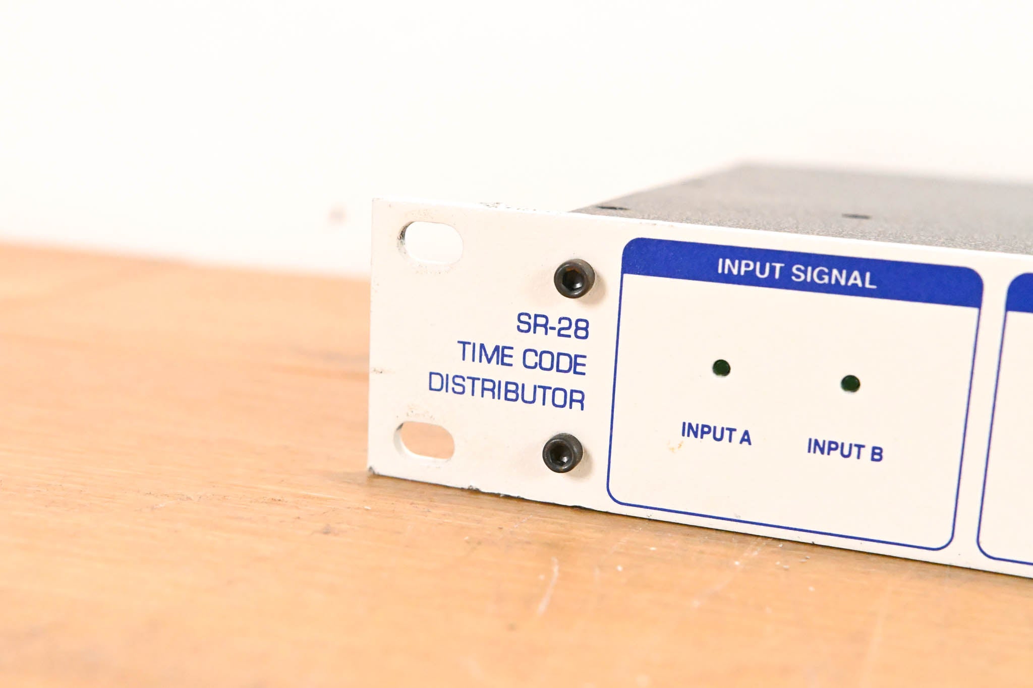 Brainstorm Electronics SR-28 Timecode Distributor/Reshaper (NO PSU)
