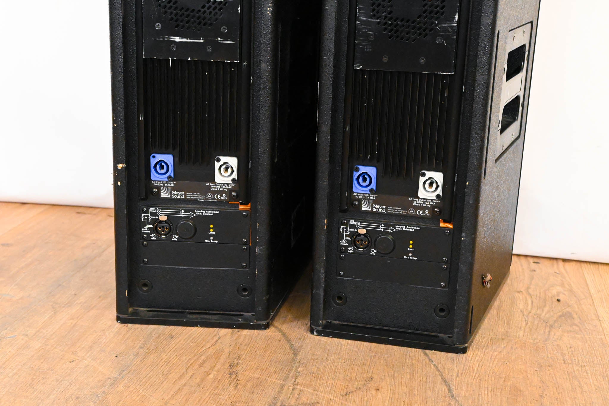 Meyer Sound UPJ-1P Compact VariO Loudspeaker (PAIR)