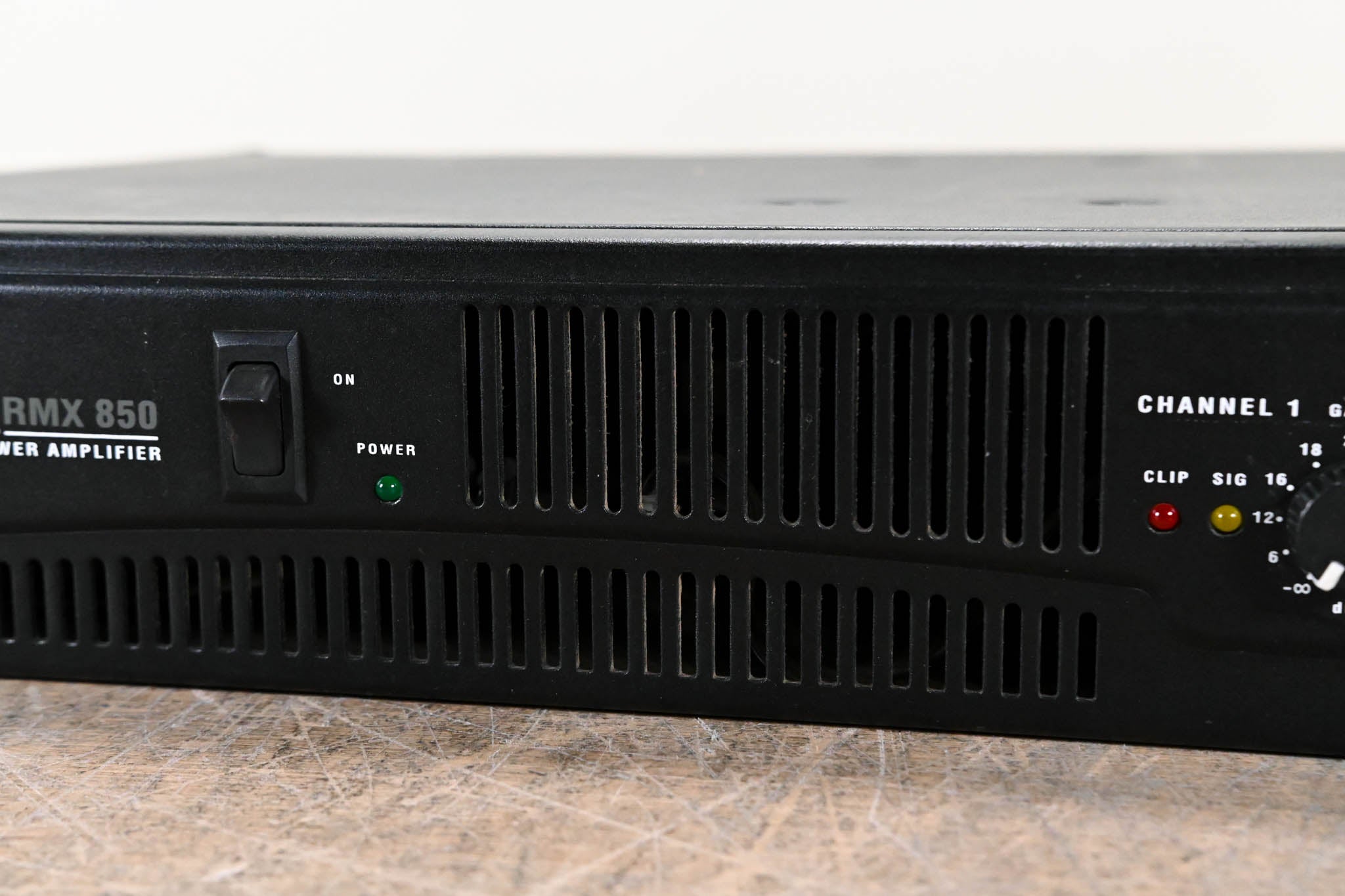 QSC RMX850 2-Channel Power Amplifier