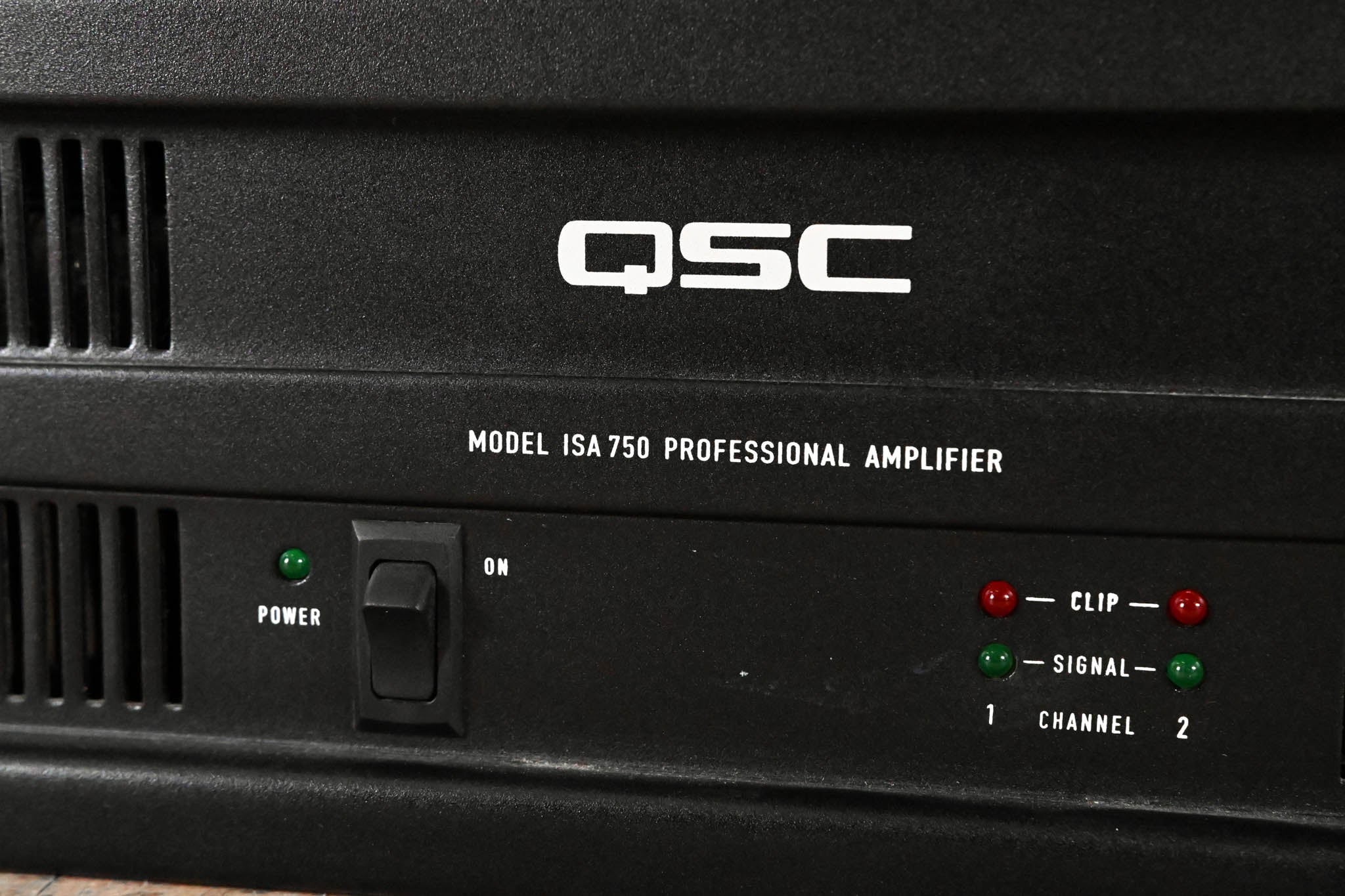 QSC ISA750 2-Channel Power Amplifier