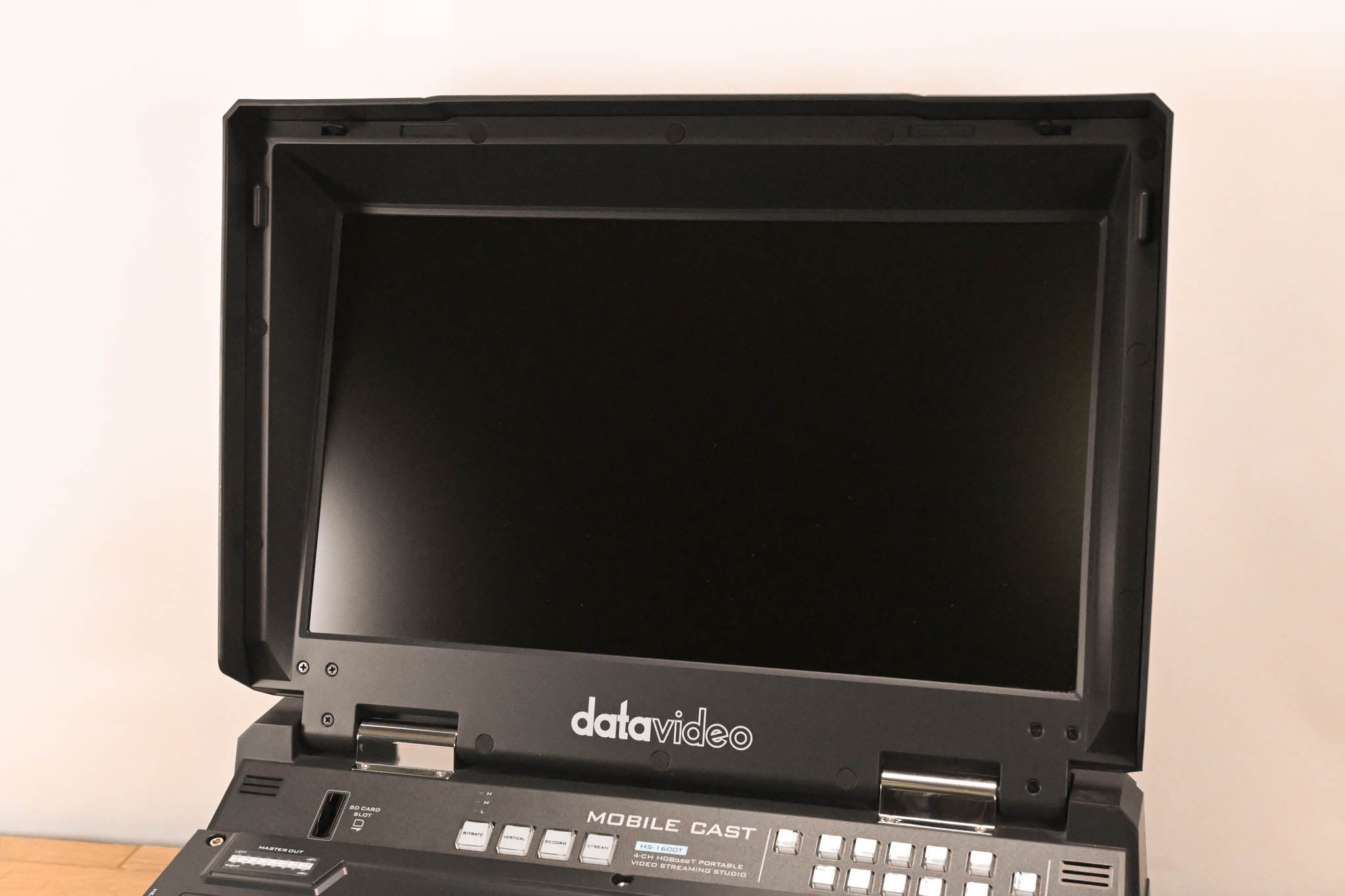 Datavideo HS-1600T MARK II 4-Channel HD Portable Streaming Studio