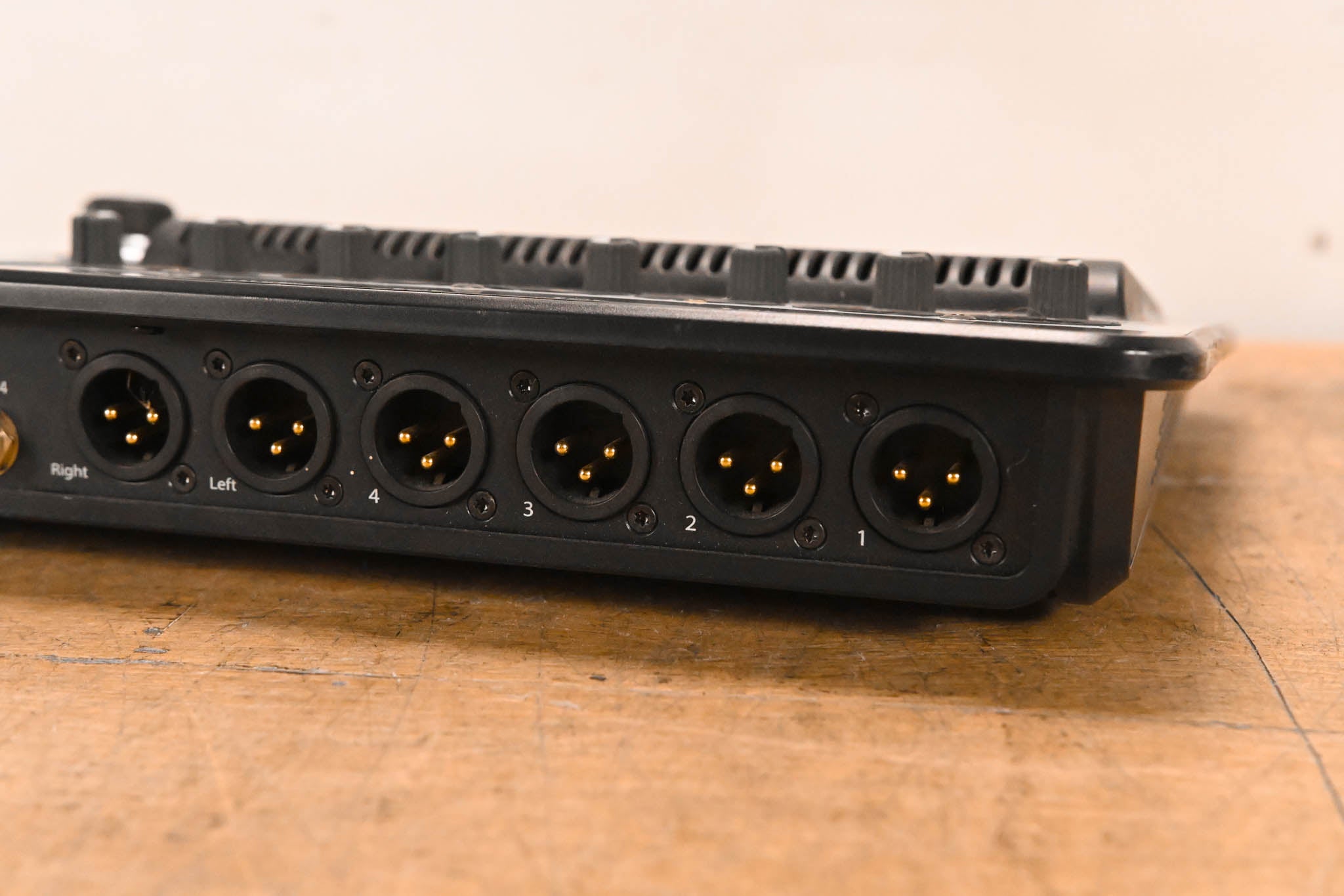 QSC TouchMix-8 Compact Digital Mixer (NO POWER SUPPLY)