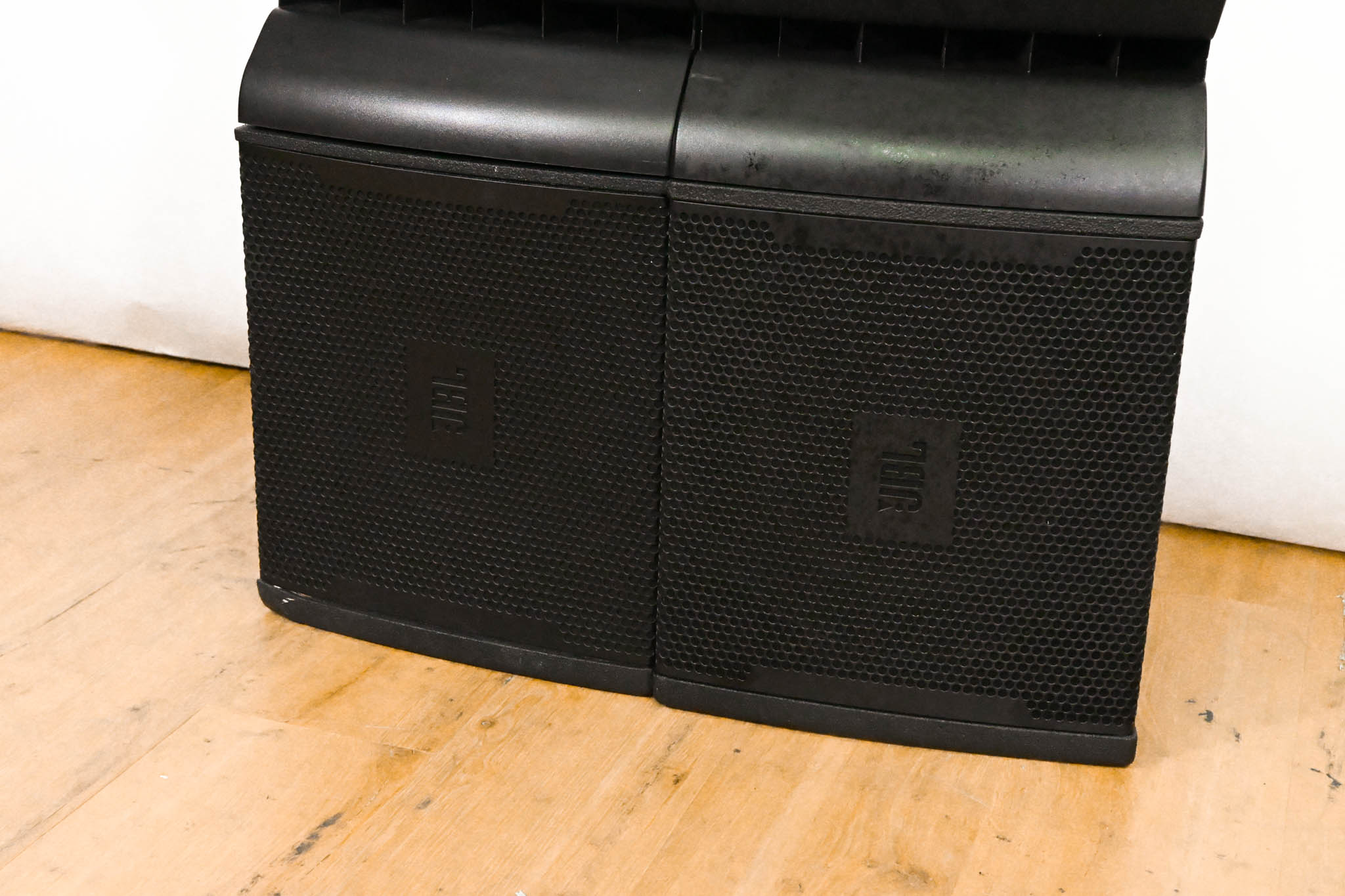 JBL VRX932LA-1 12" Two-Way Line Array Loudspeaker System (PAIR)