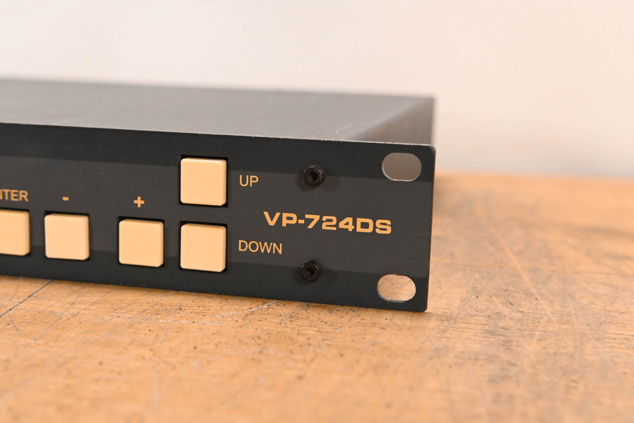 Kramer VP-724DS 8-Input Seamless Switcher / Scaler