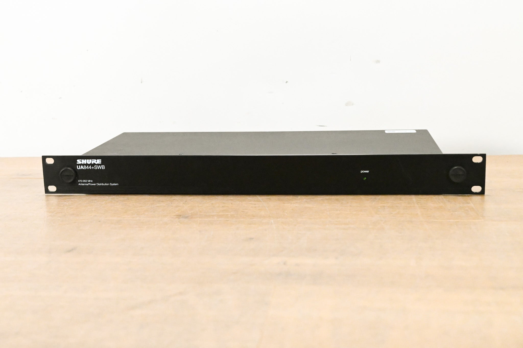 Shure UA844+SWB UHF Wideband Antenna Distribution System NO POWER SUPPLY