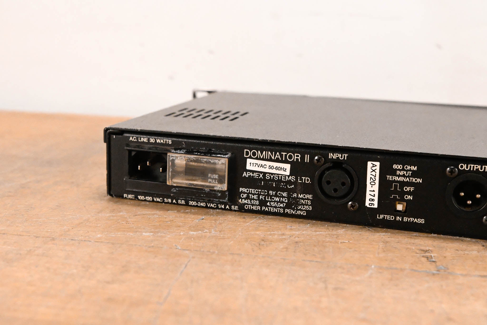 Aphex 720 DOMINATOR II Precision Multiband Peak Limiter
