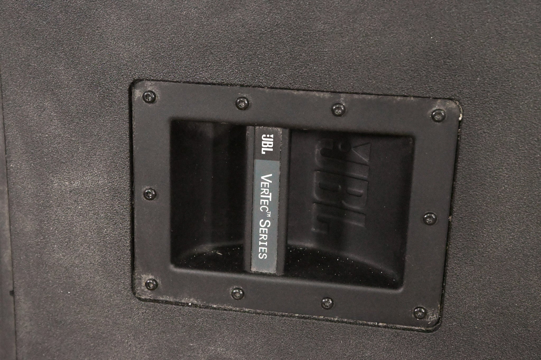 JBL VT4882DP Powered Dual 15" VerTec Line Array Subwoofer