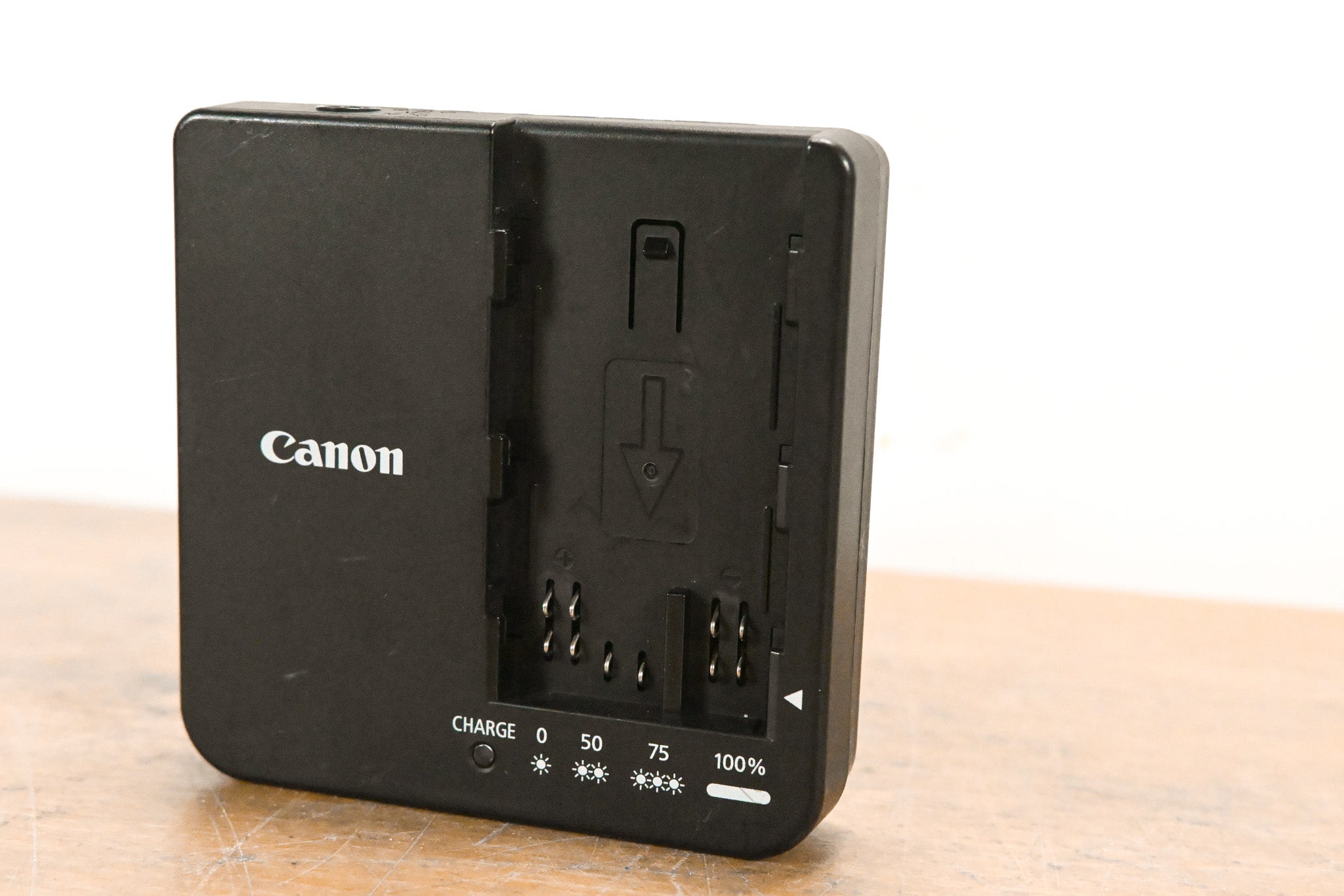 Canon CG-A20 Battery Charger (NO POWER SUPPLY)
