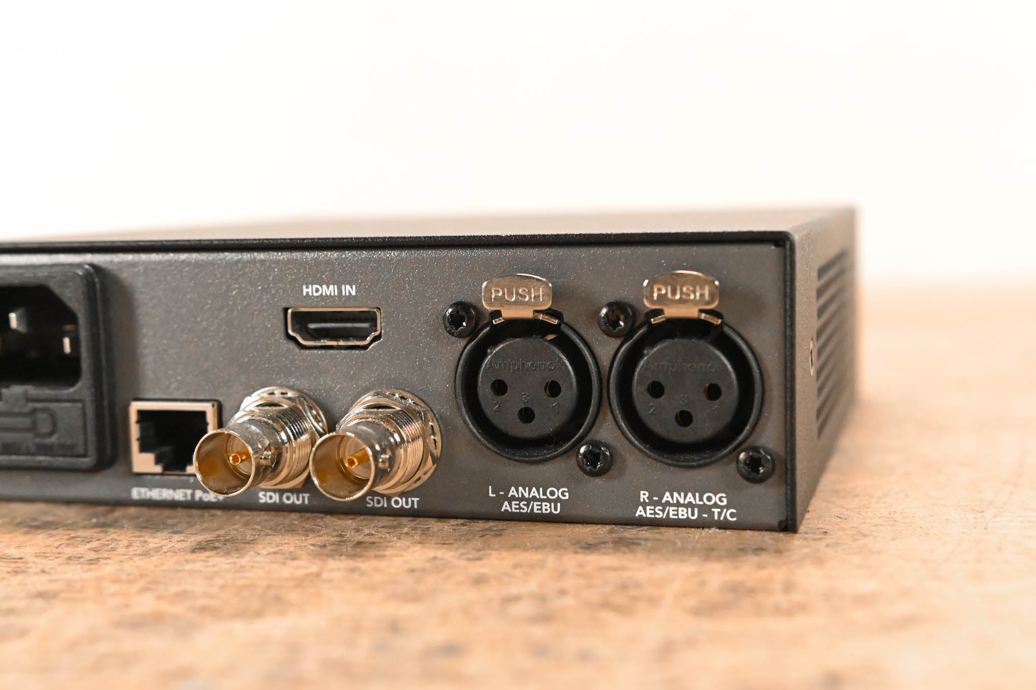 Blackmagic Design Teranex Mini HDMI to SDI 12G