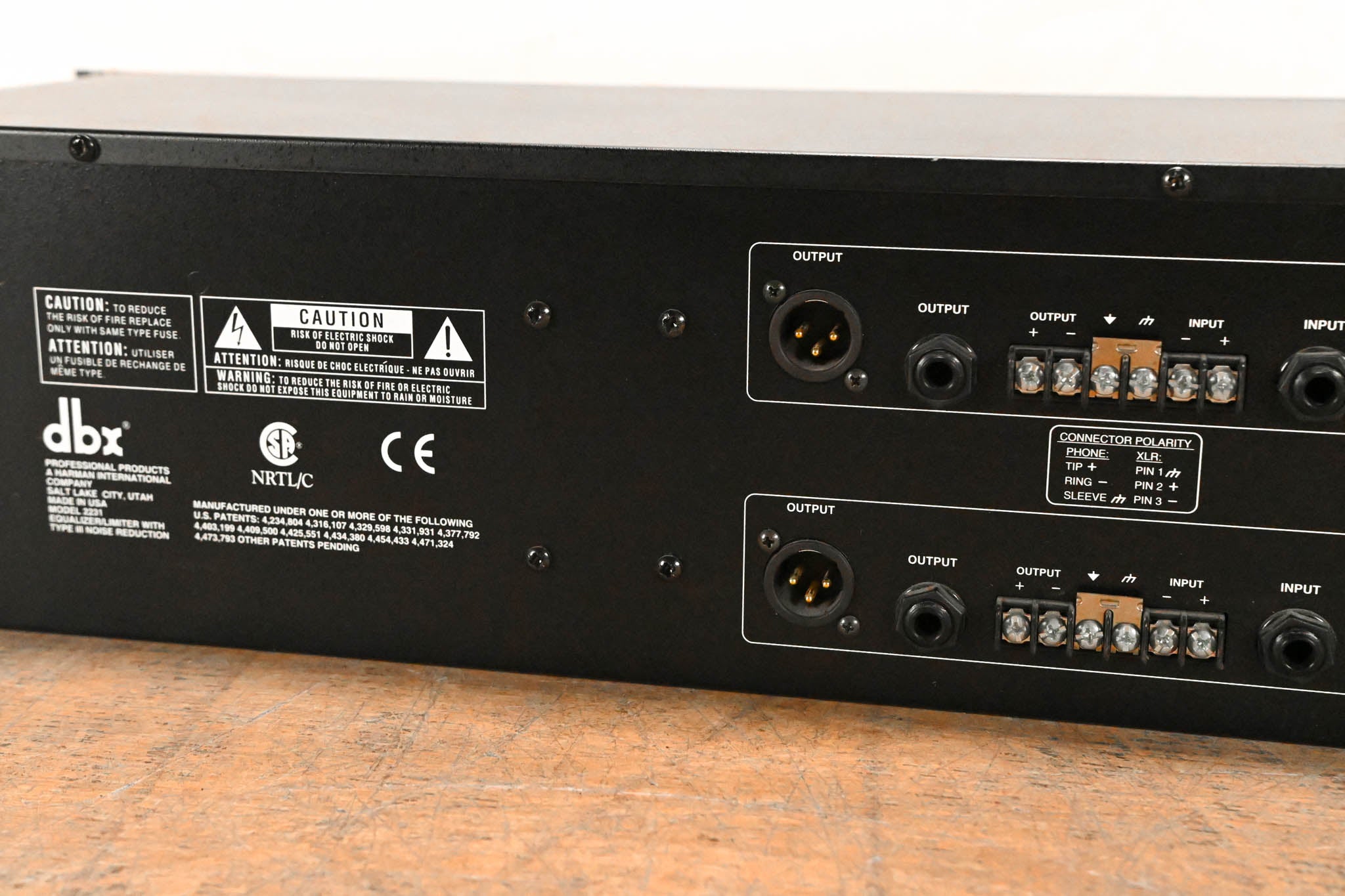 dbx 2231 Dual-Channel 31-Band Graphic Equalizer/Limiter