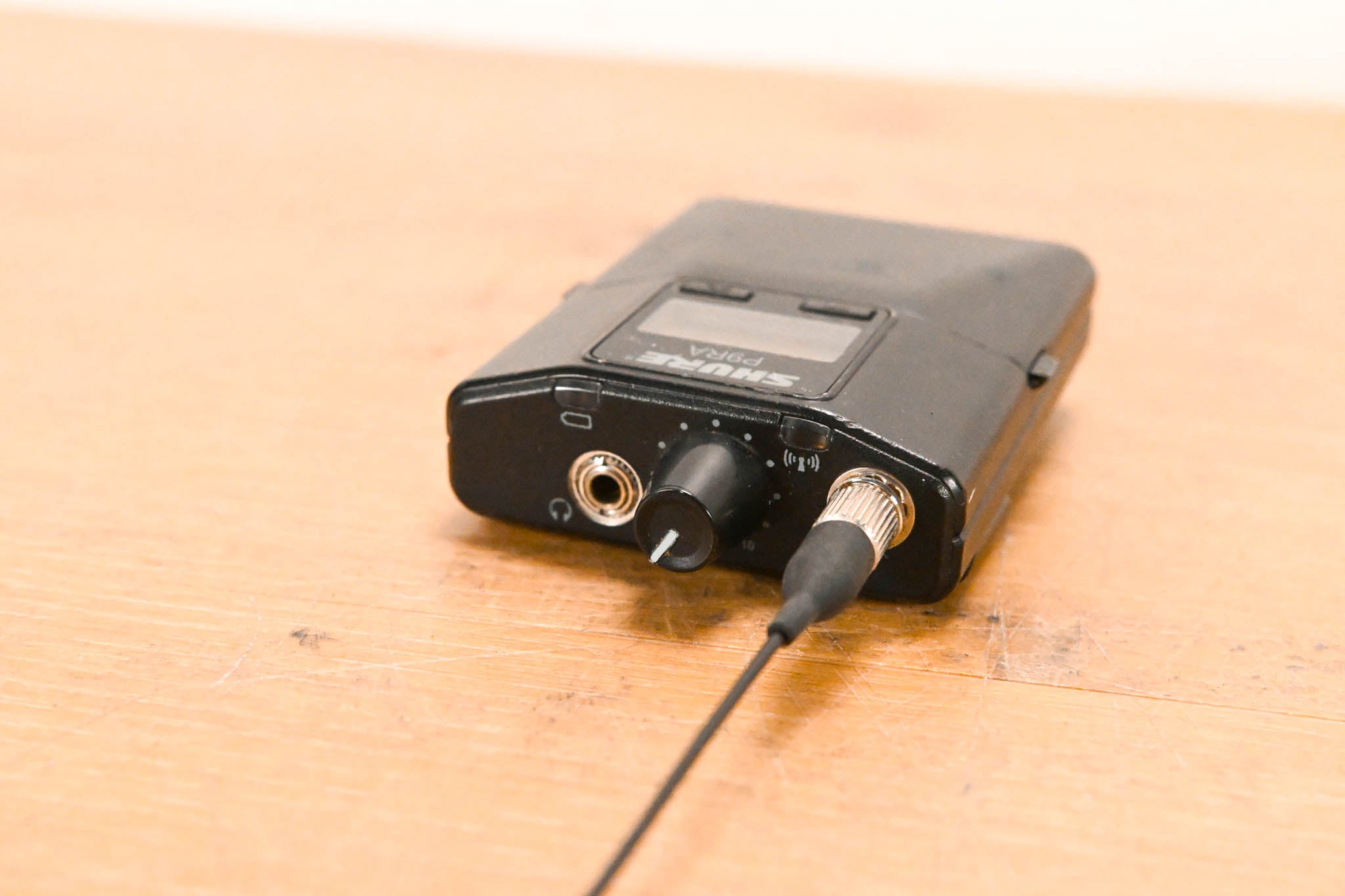 Shure P9RA-K1 Wireless Bodypack Receiver - K1 Band: 596-632 MHz