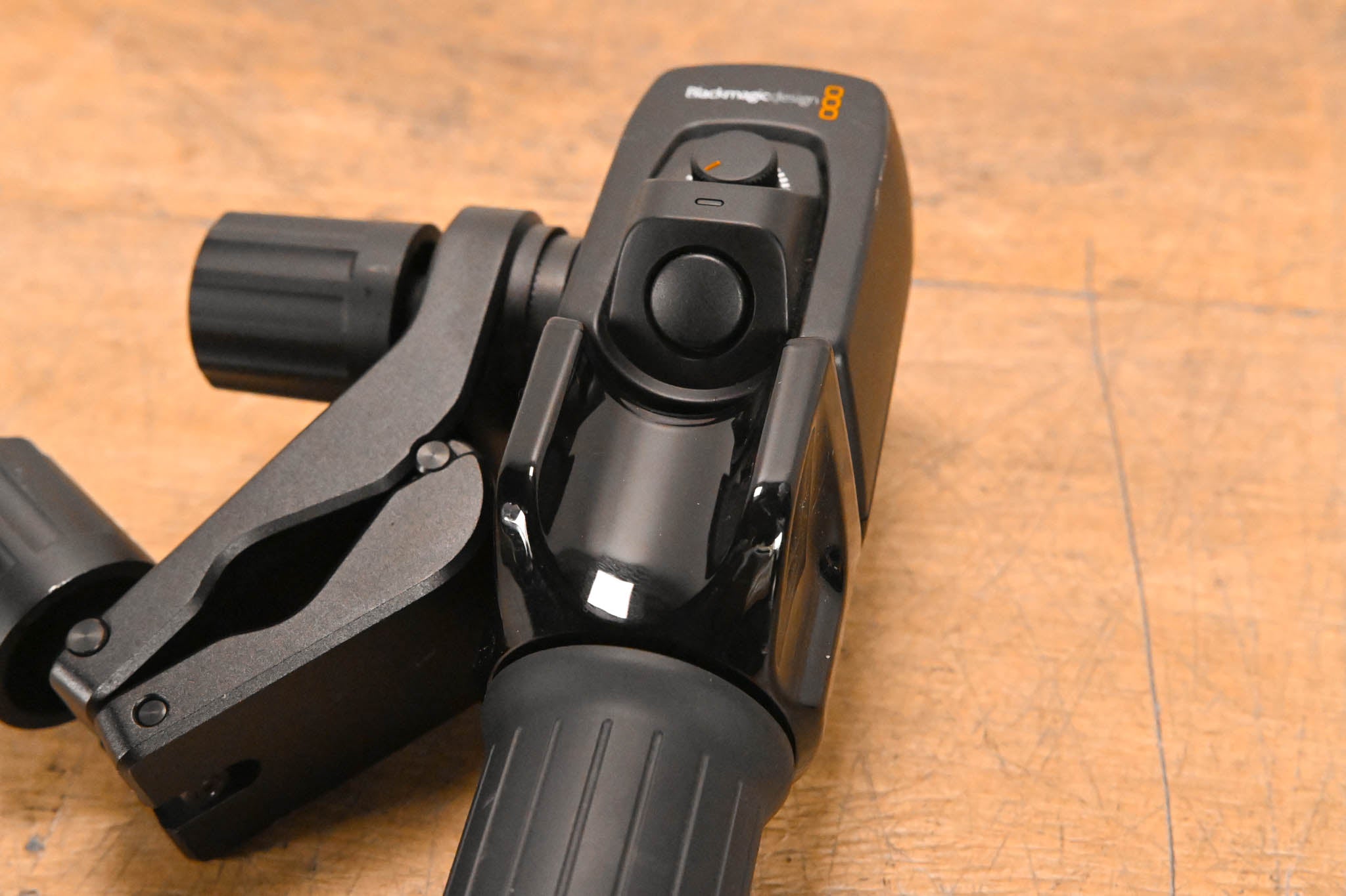 Blackmagic Design Zoom Demand