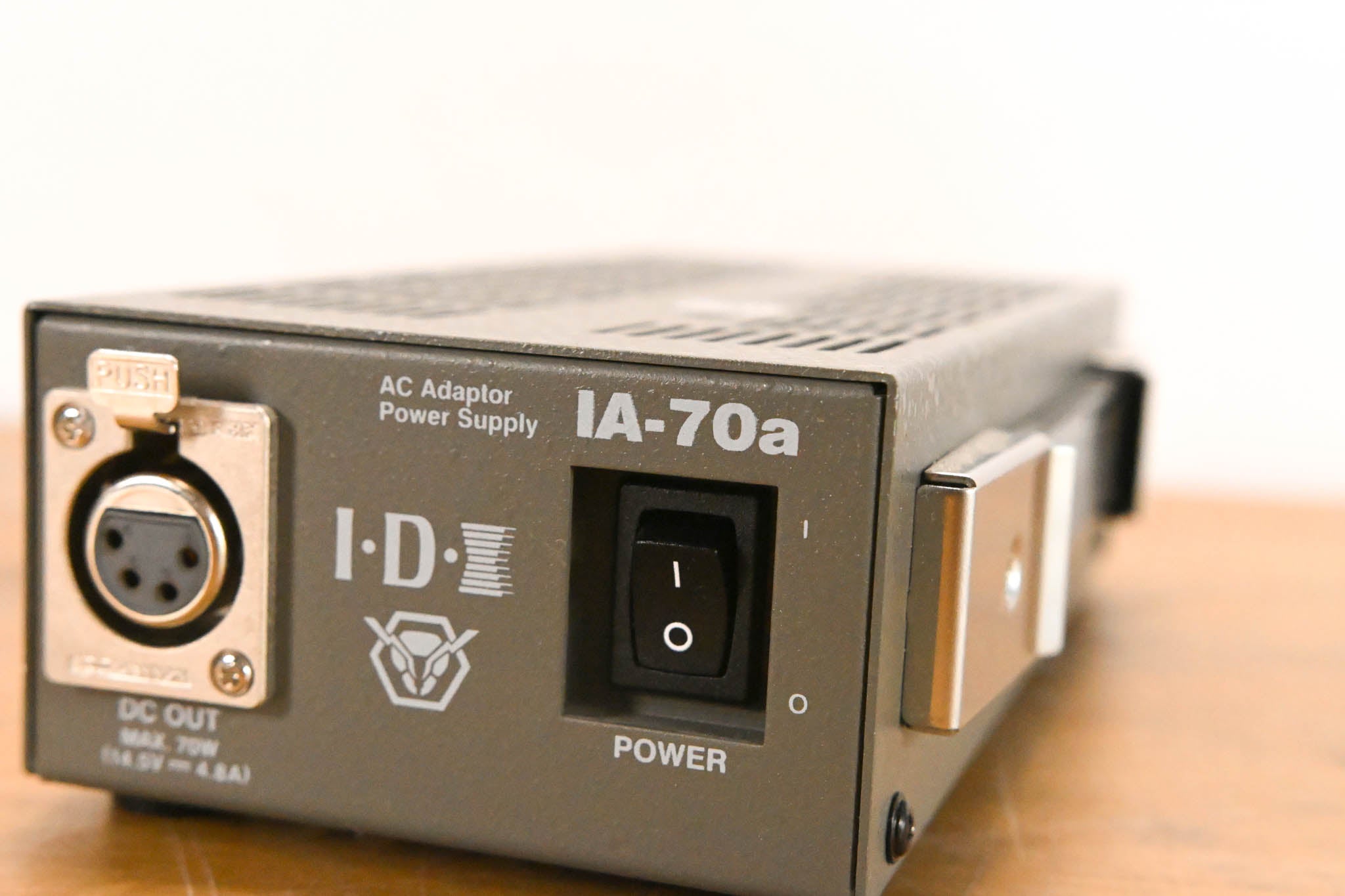 IDX System Technology IA-70a Single-Channel DC Power Supply