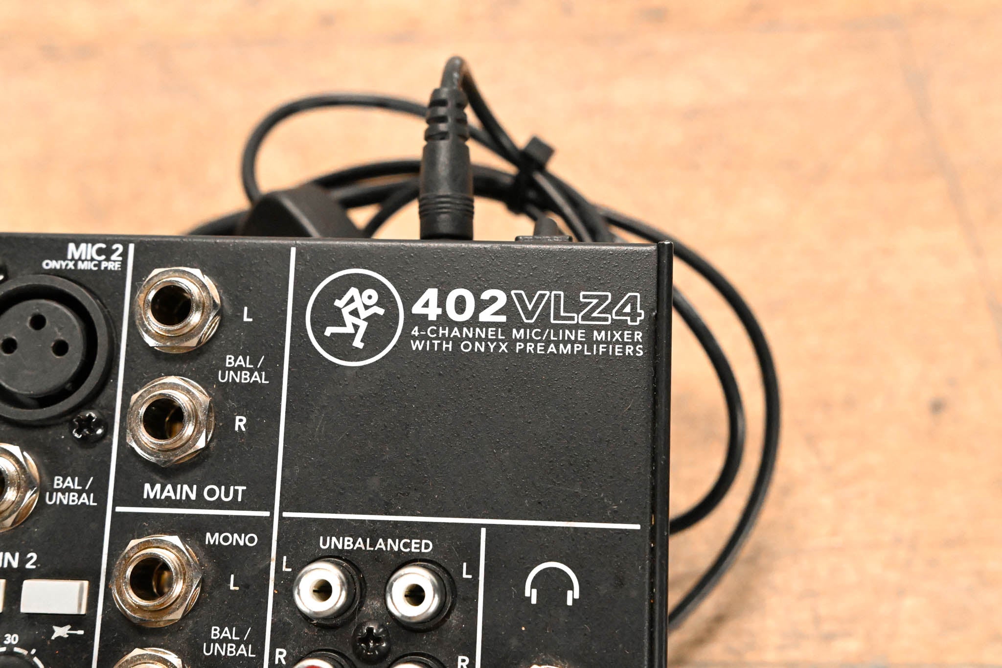 Mackie 402VLZ4 4-Channel Ultra-Compact Analog Mixer