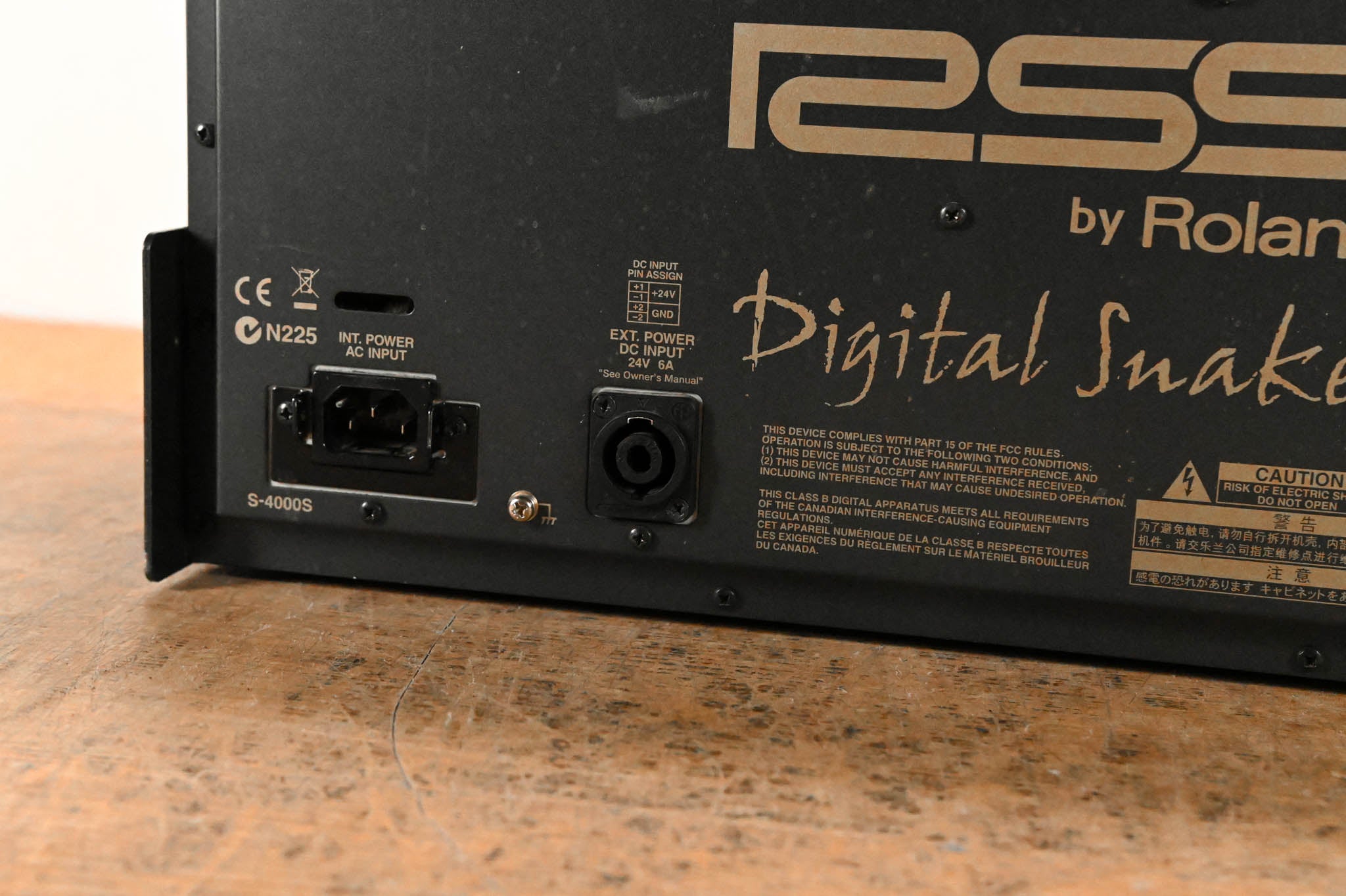 Roland S-4000S-3208 Digital Snake 32x8 Modular Stage Unit