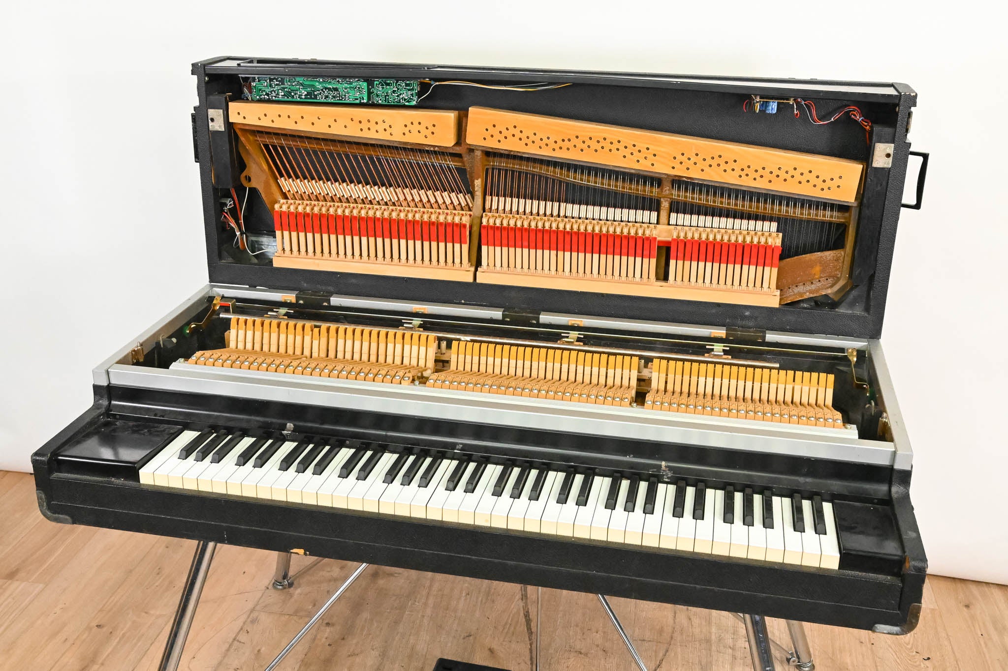 Yamaha CP-70B Electric Grand Piano