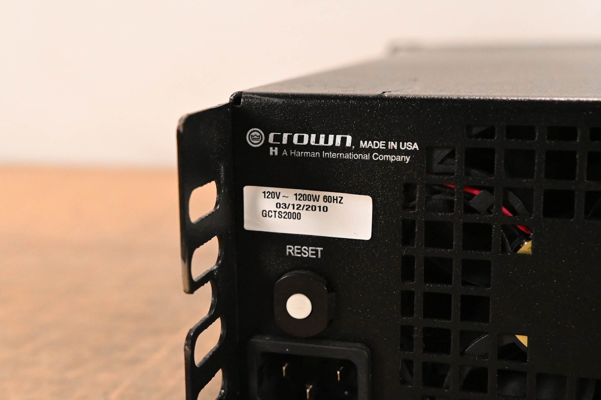 Crown CTs 2000 2-Channel 1000W Power Amplifier