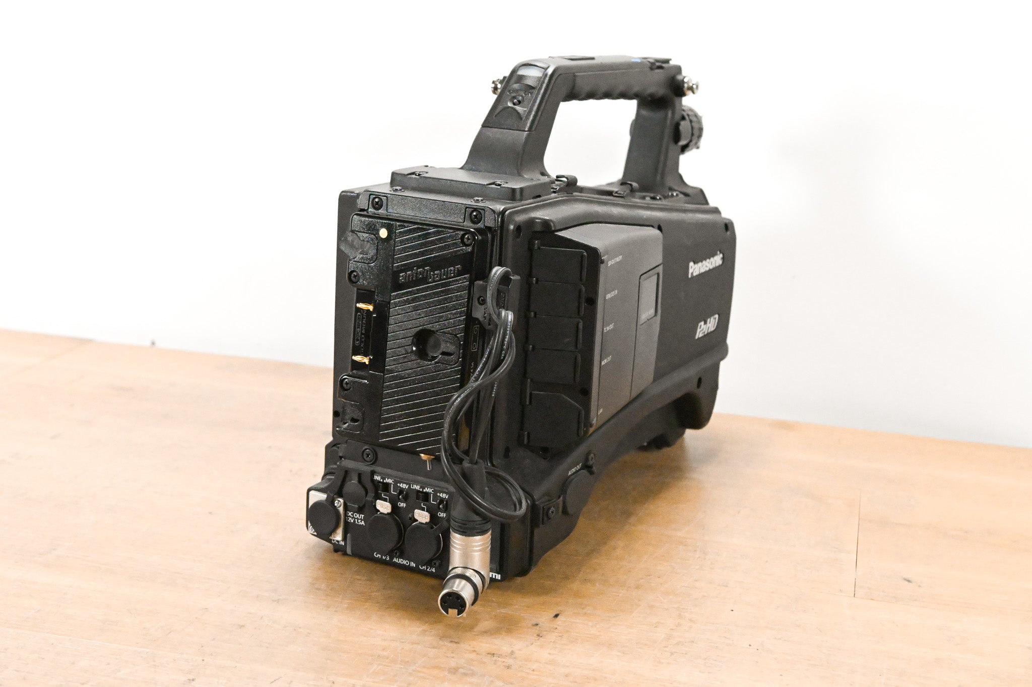 Panasonic AJ-PX800G P2 HD AVC-ULTRA Camcorder