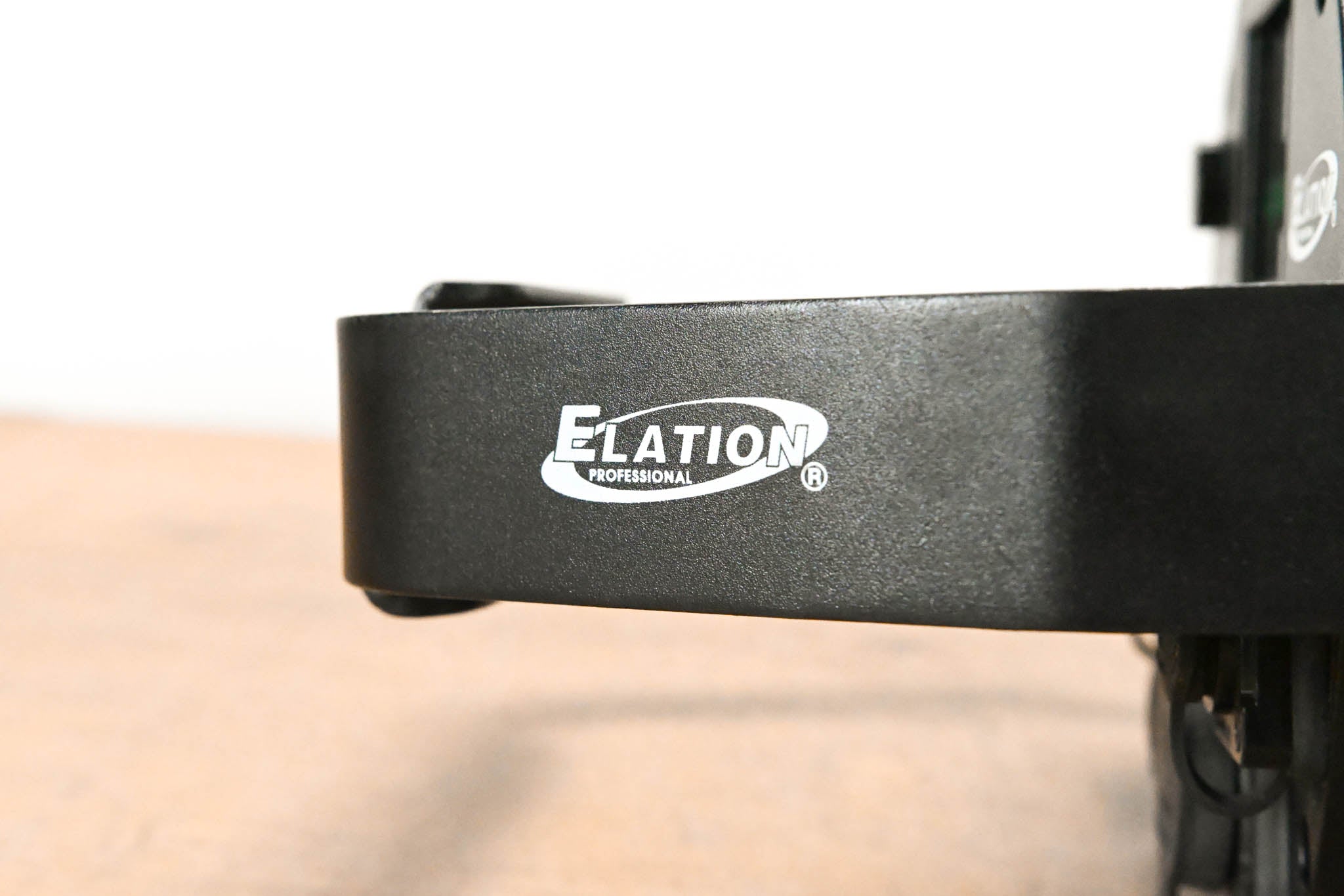 Elation SEVEN PAR 7IP 7-Color LED Par Wash Light (NO POWER CABLE)